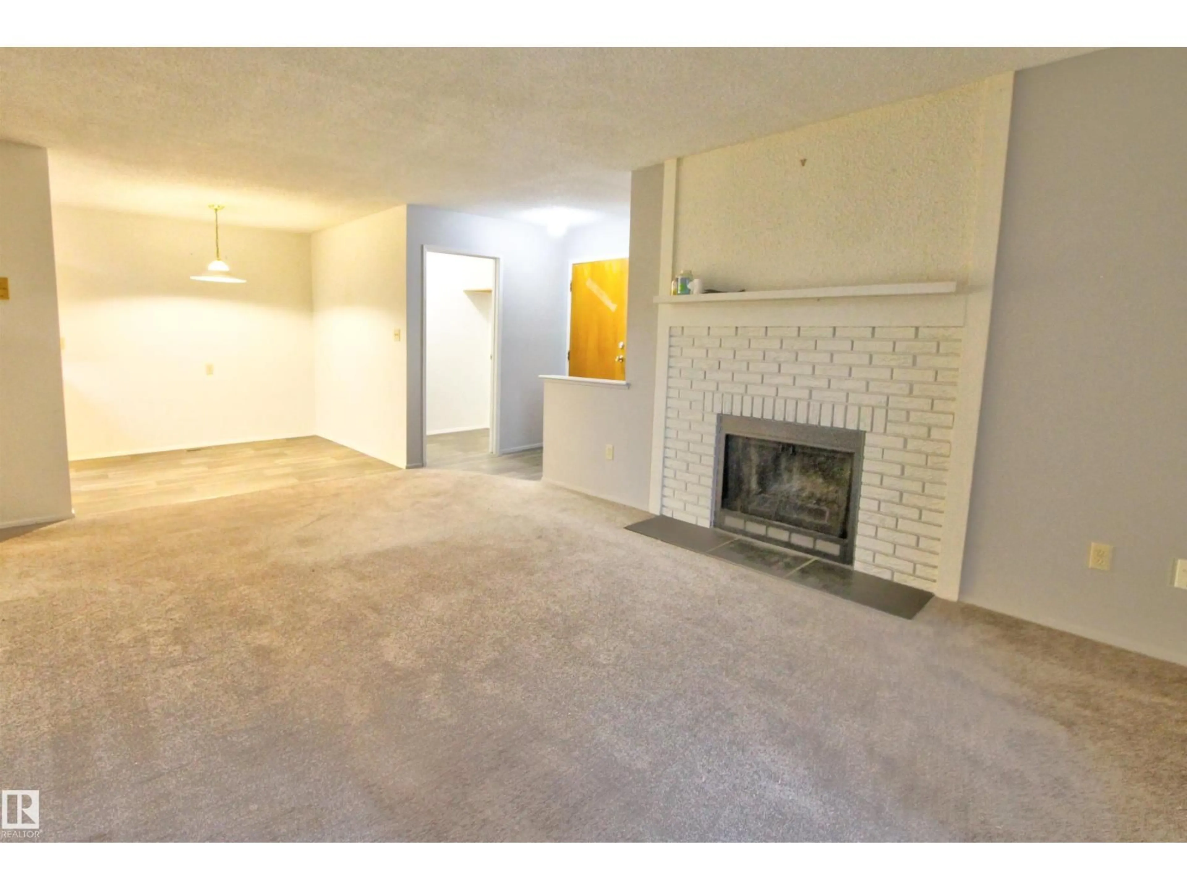 A pic of a room for 302 AKINS DR, St. Albert Alberta T8N3M6