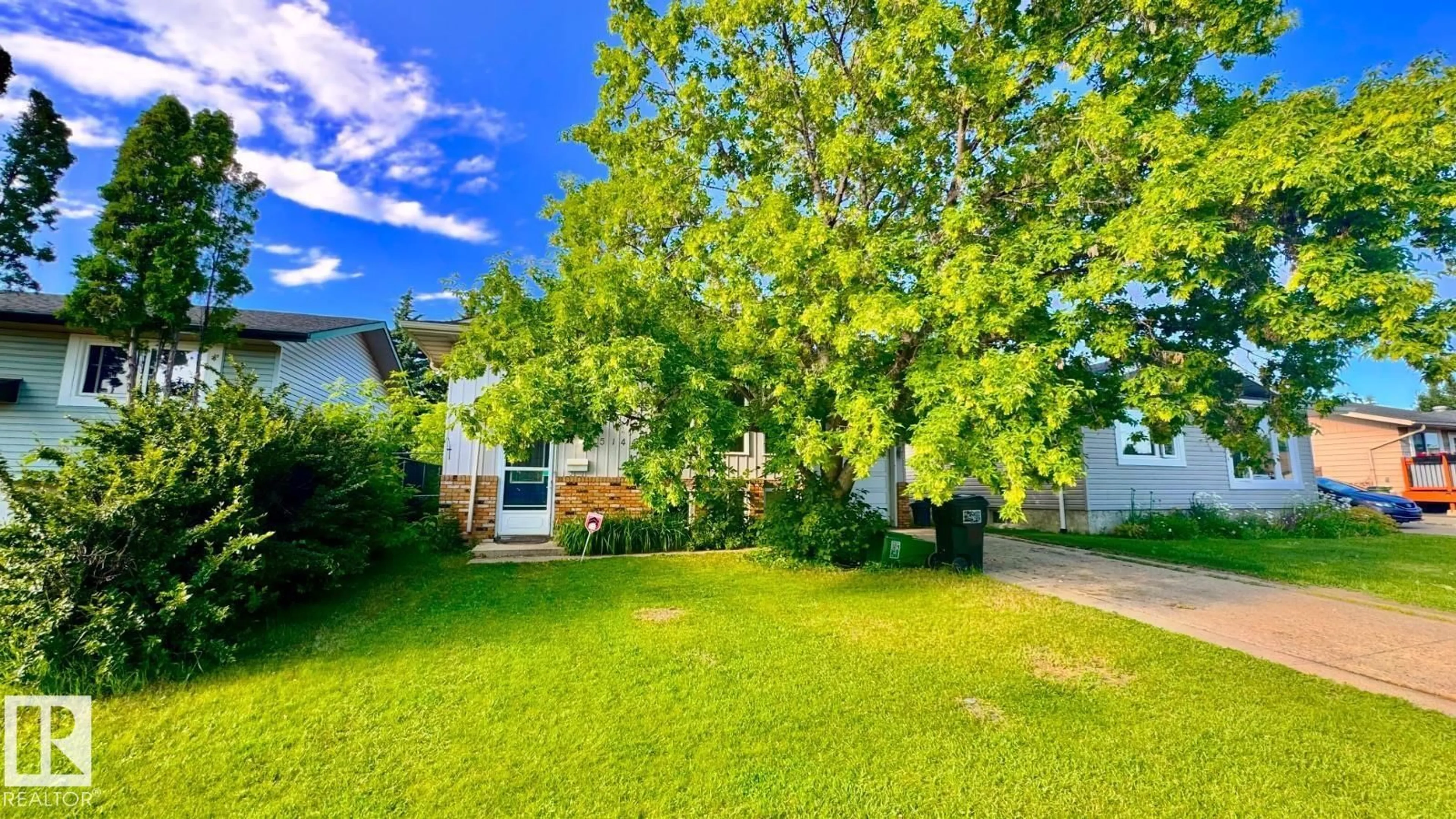 A pic from outside/outdoor area/front of a property/back of a property/a pic from drone, street for 5144 37 AV NW, Edmonton Alberta T6L1C8