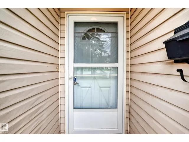 5535 144A AV, Edmonton 3