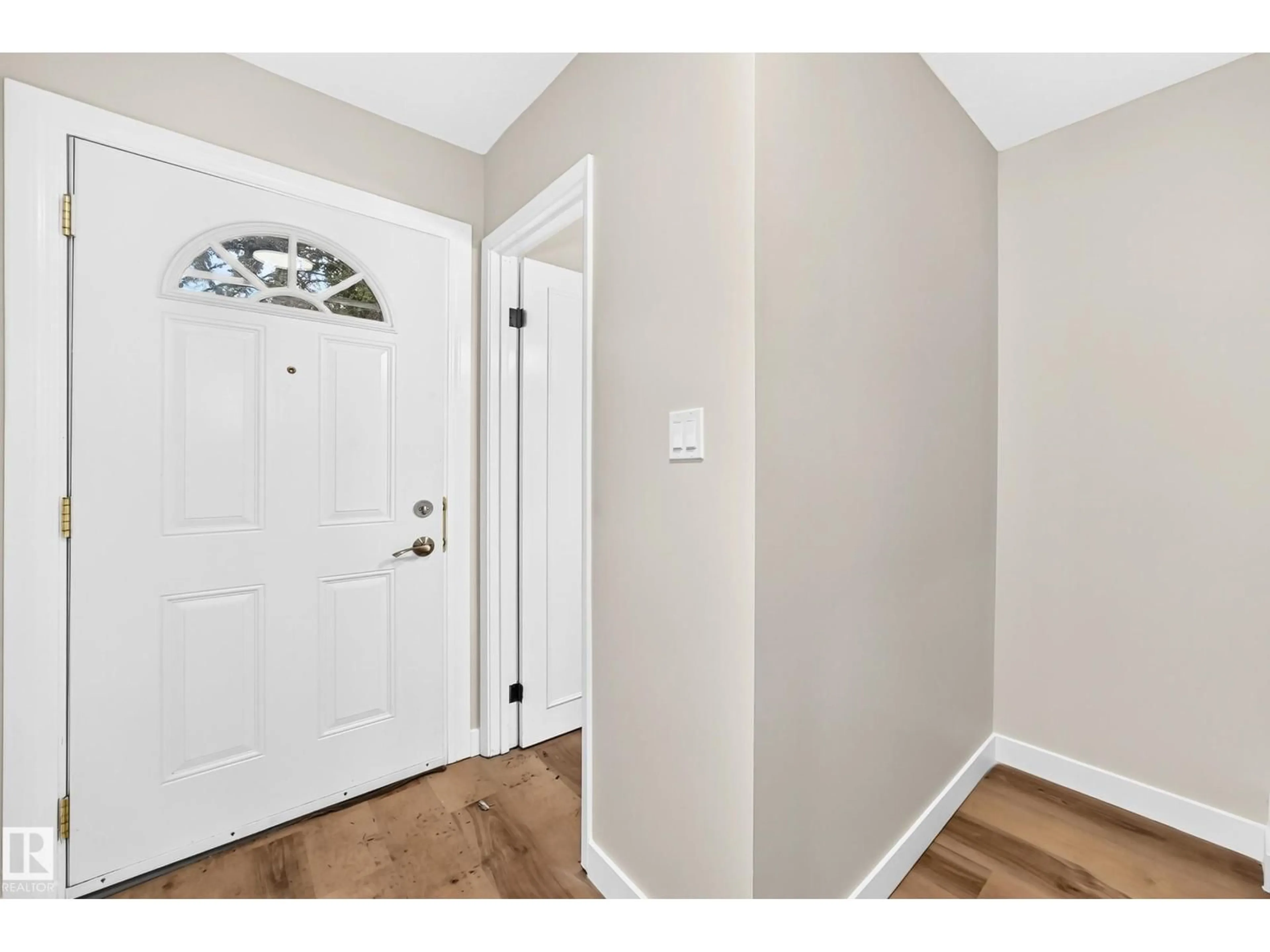 Indoor entryway for 5535 144A AV, Edmonton Alberta T5R3R2