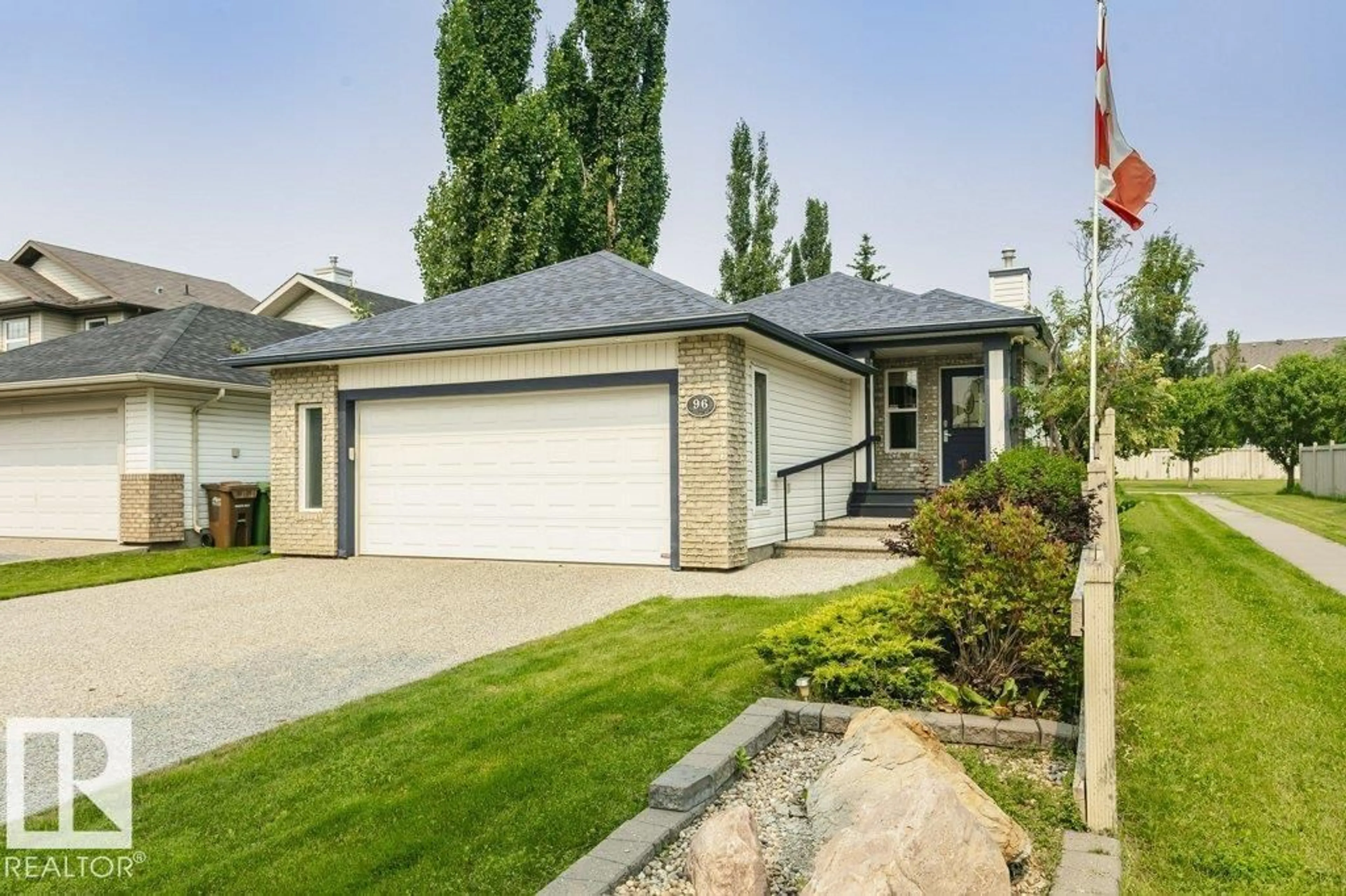 Home with vinyl exterior material, street for 96 EASTGATE WY, St. Albert Alberta T8N7K1