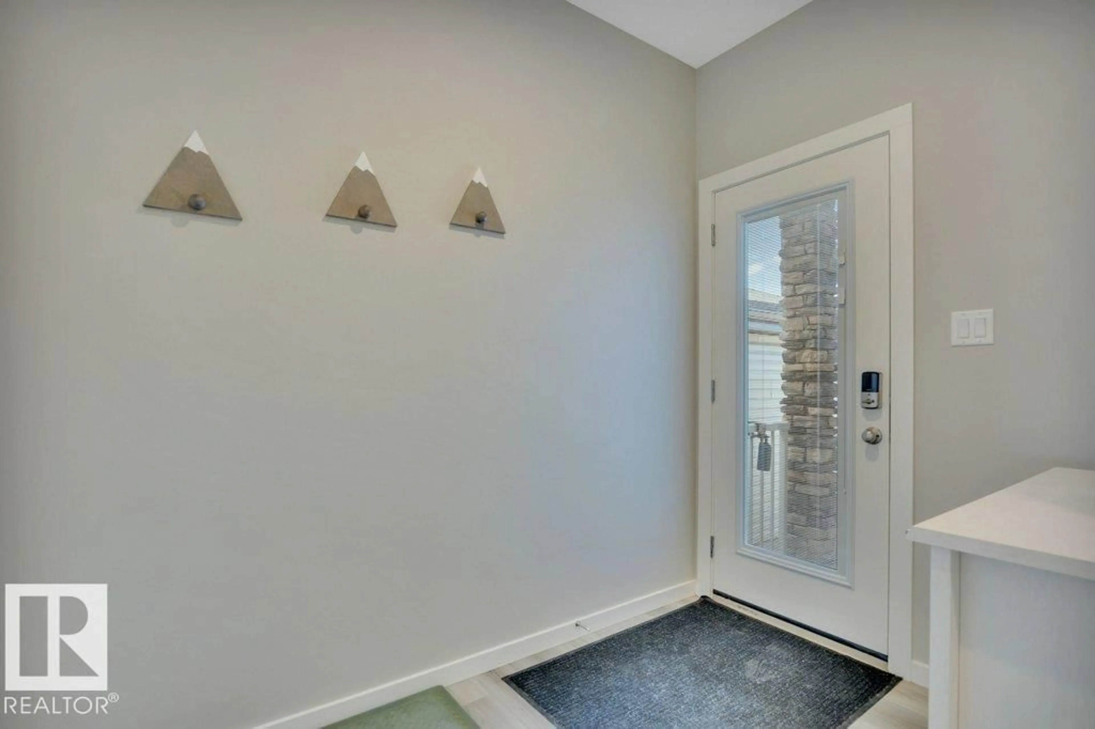 Indoor entryway for 161 LARCH CR, Leduc Alberta T9E1N3