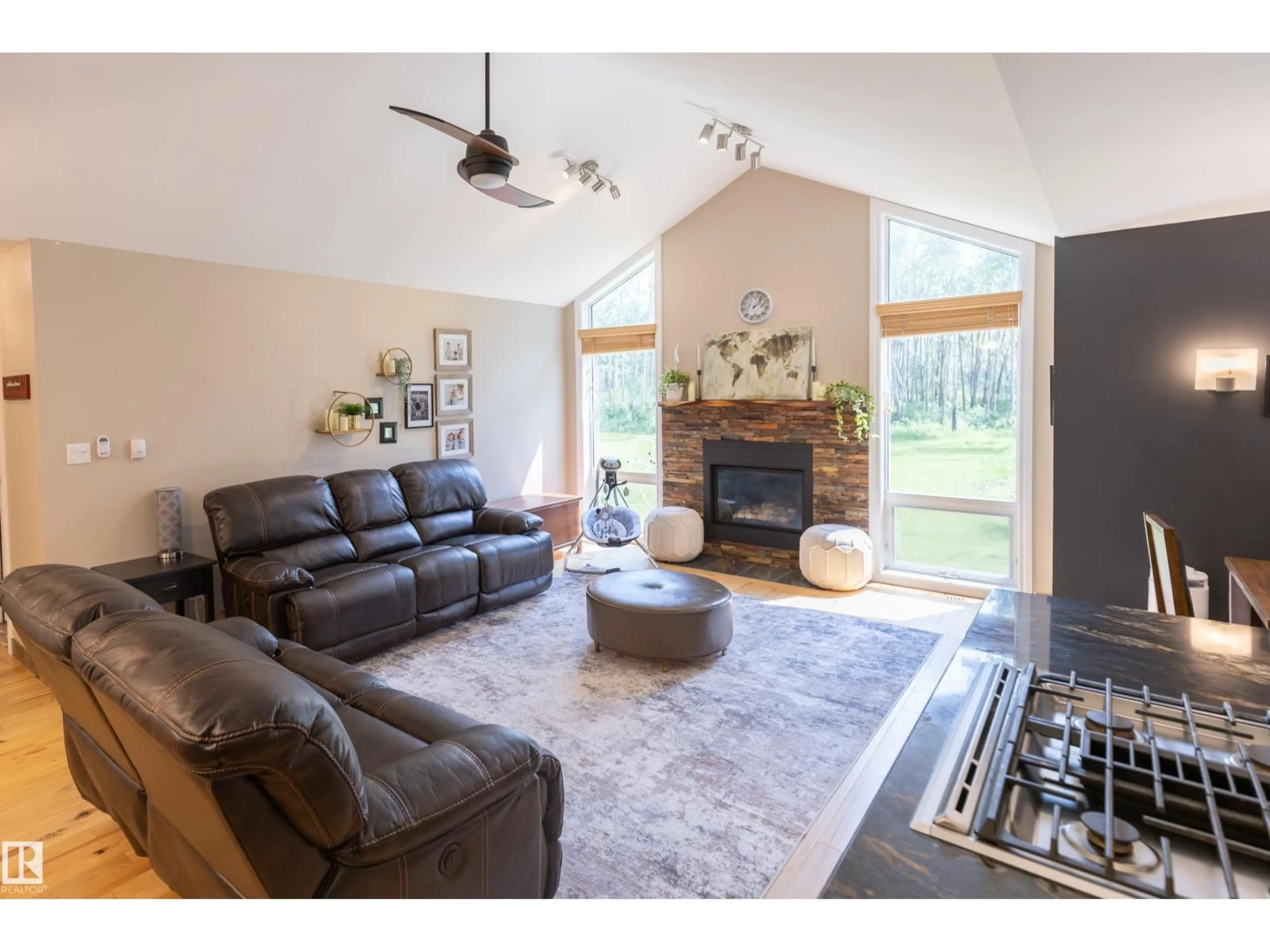 Living room with furniture, unknown for 53051 - 25 RGE ROAD 211, Rural Strathcona County Alberta T8G2C6