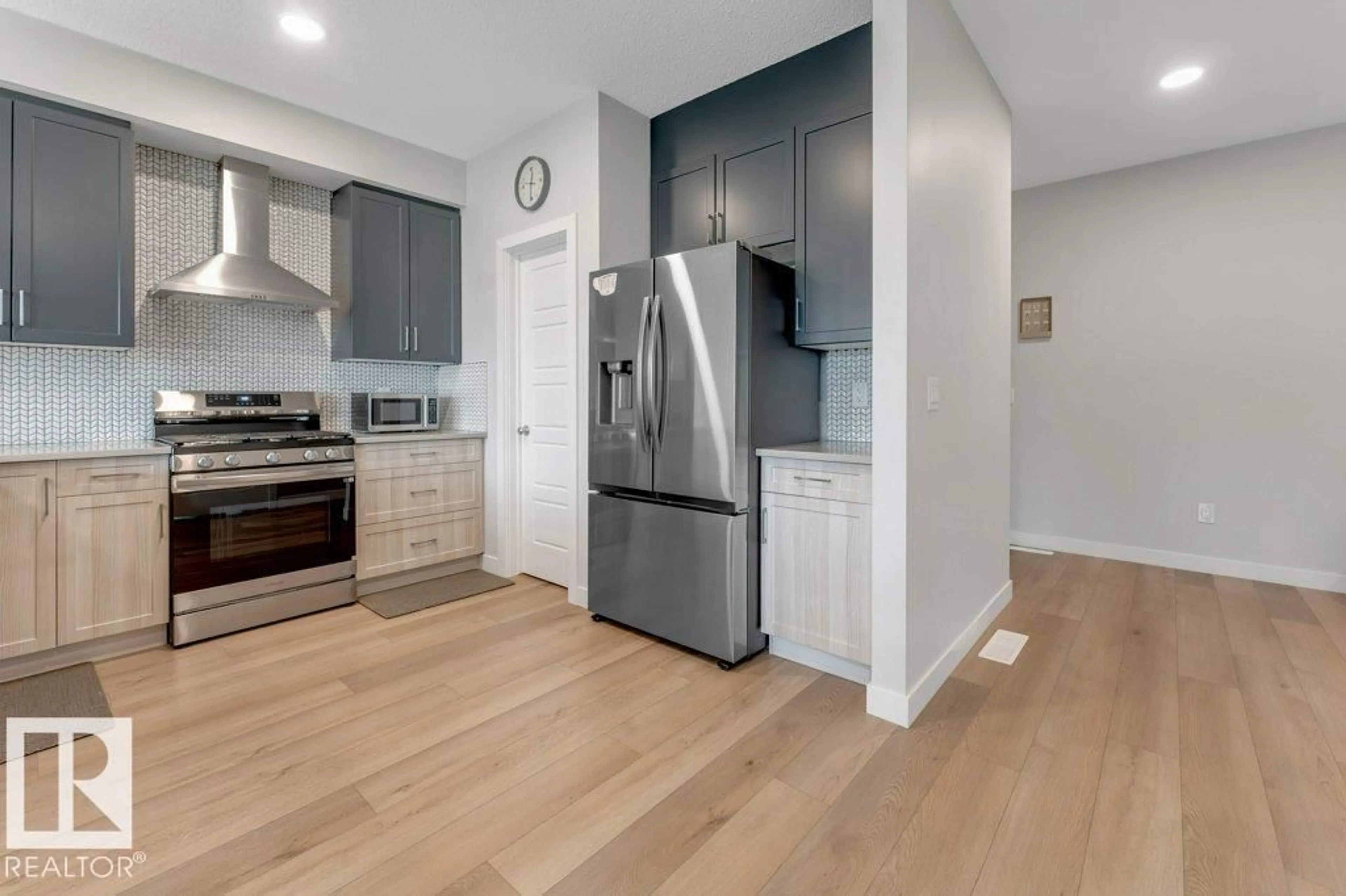 Open concept kitchen, unknown for 7017 54 AV, Beaumont Alberta T4X2Z9
