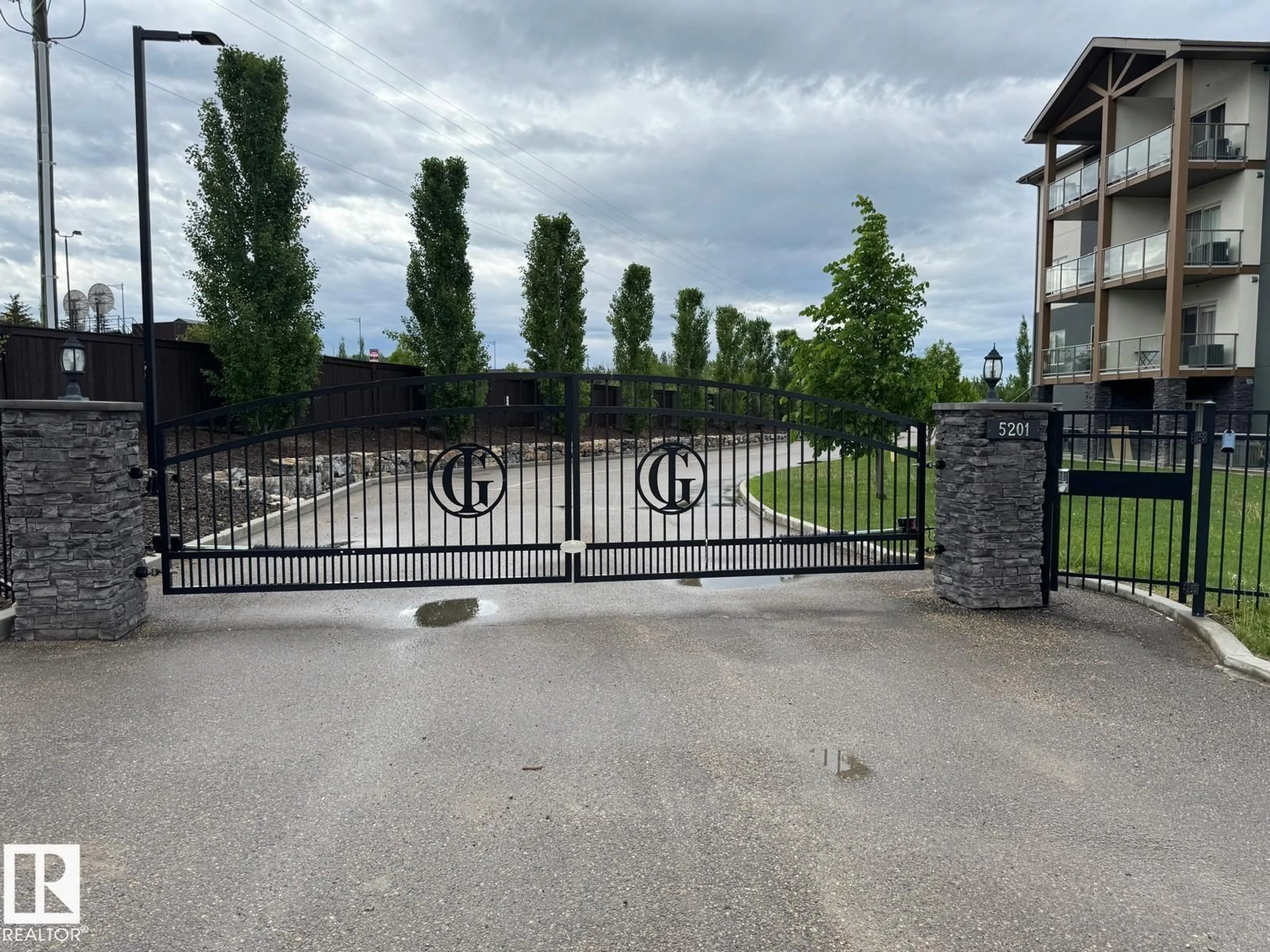 Unknown for 201 - 5201 BROUGHAM DRIVE, Drayton Valley Alberta T7A0C8