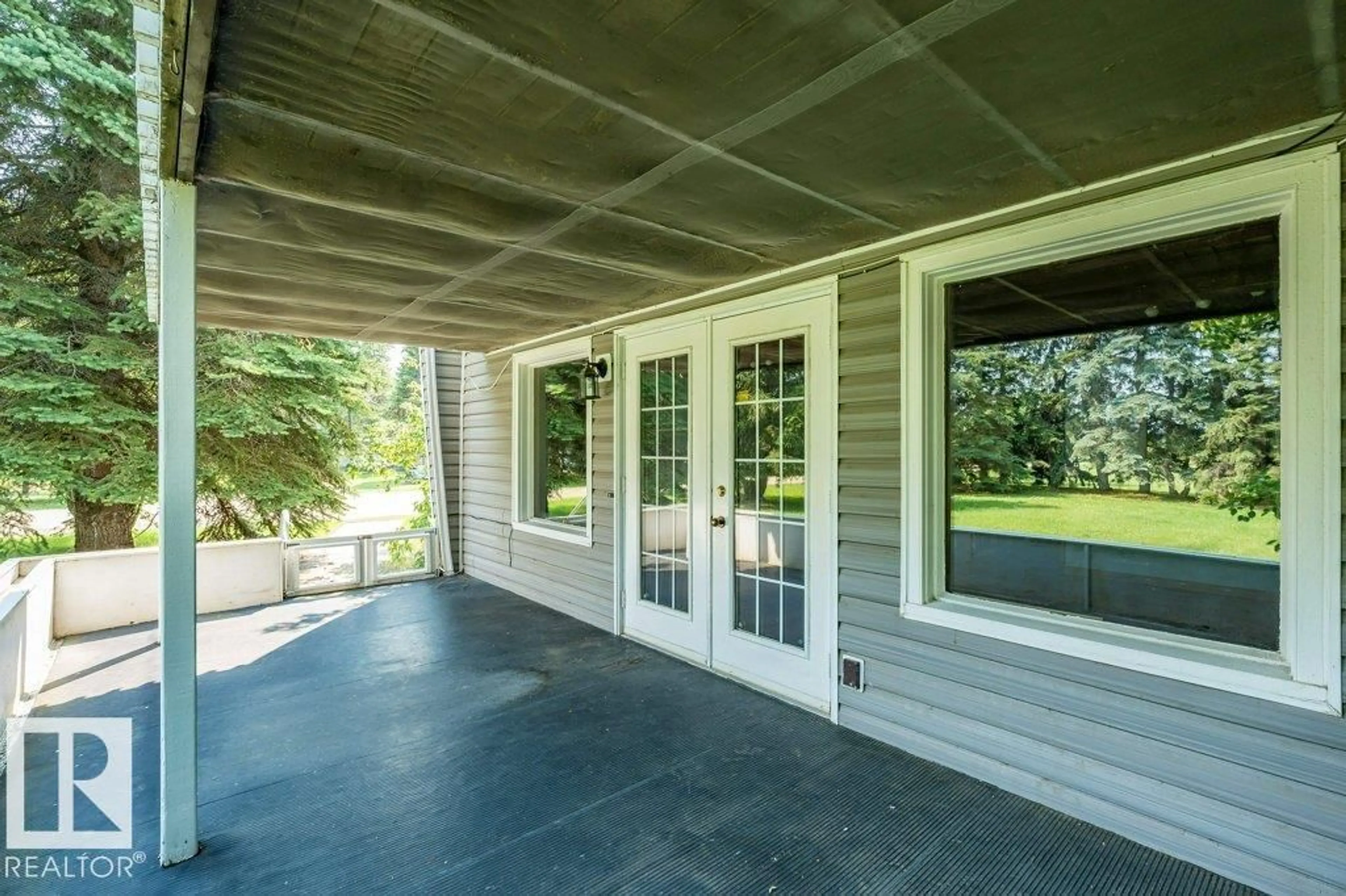 Patio, unknown for 473068 RGE ROAD 243 A, Rural Wetaskiwin County Alberta T0C1Z0