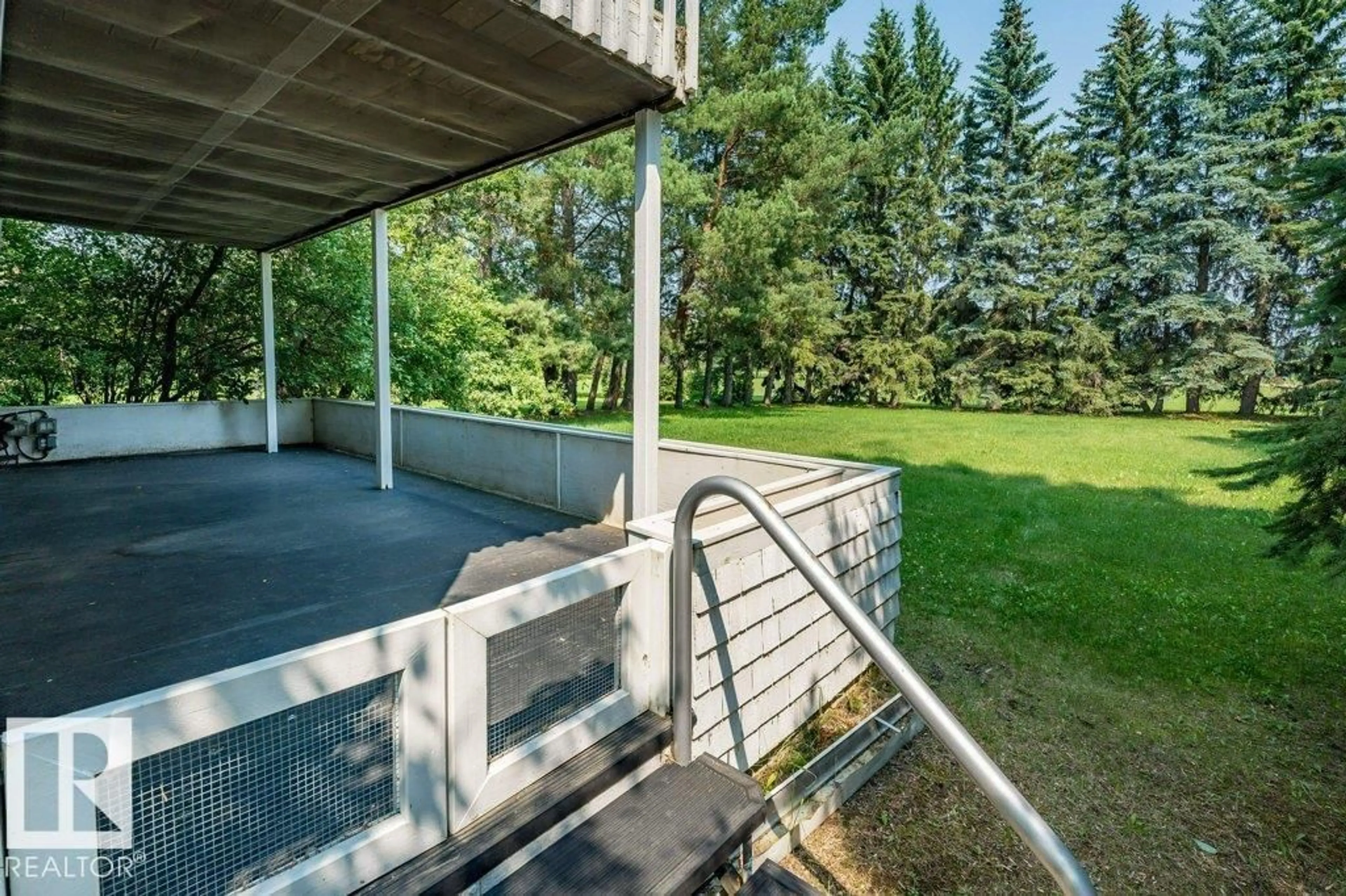 Patio, unknown for 473068 RGE ROAD 243 A, Rural Wetaskiwin County Alberta T0C1Z0