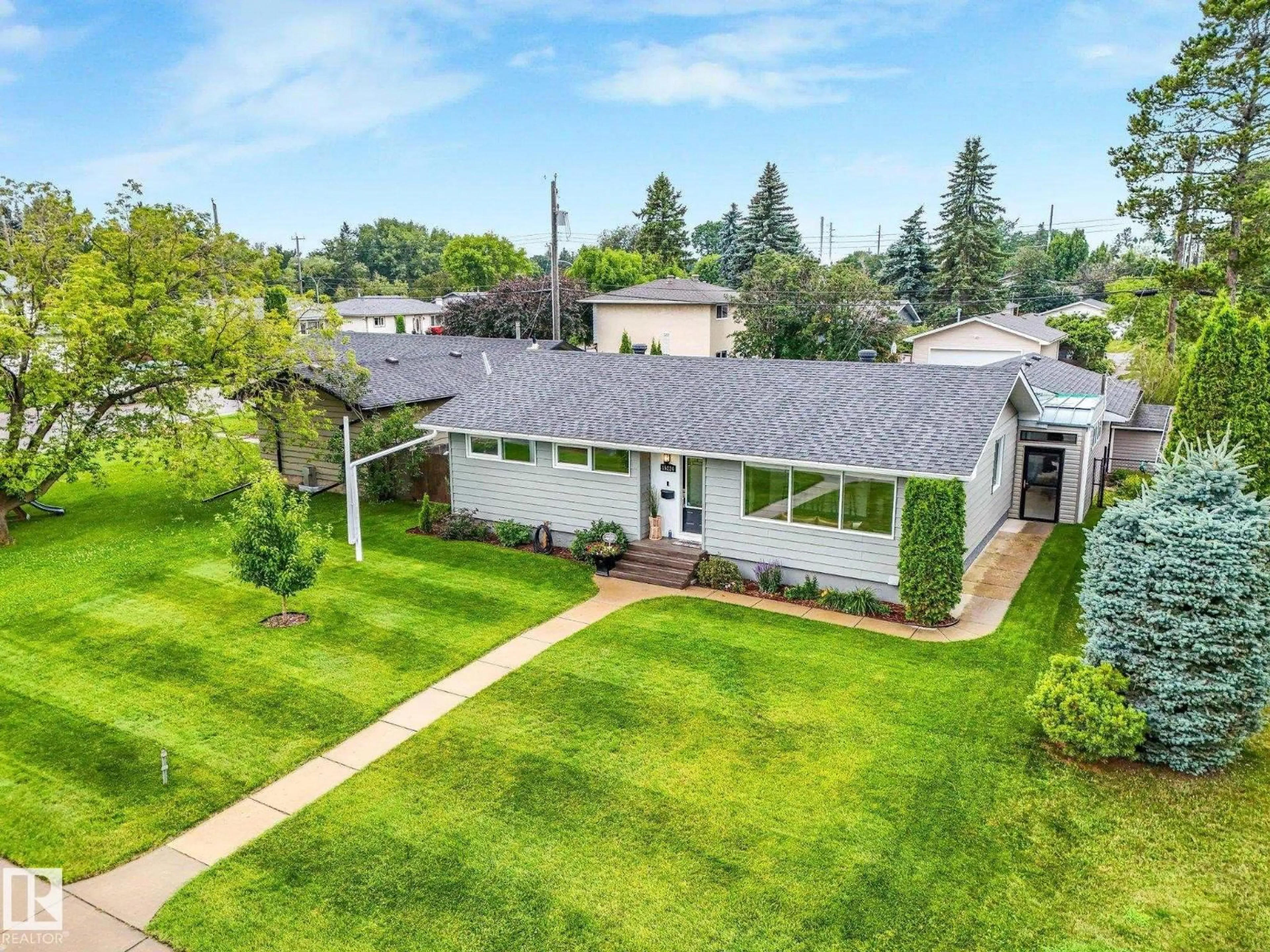 A pic from outside/outdoor area/front of a property/back of a property/a pic from drone, street for 15224 79A AV, Edmonton Alberta T5R3H4