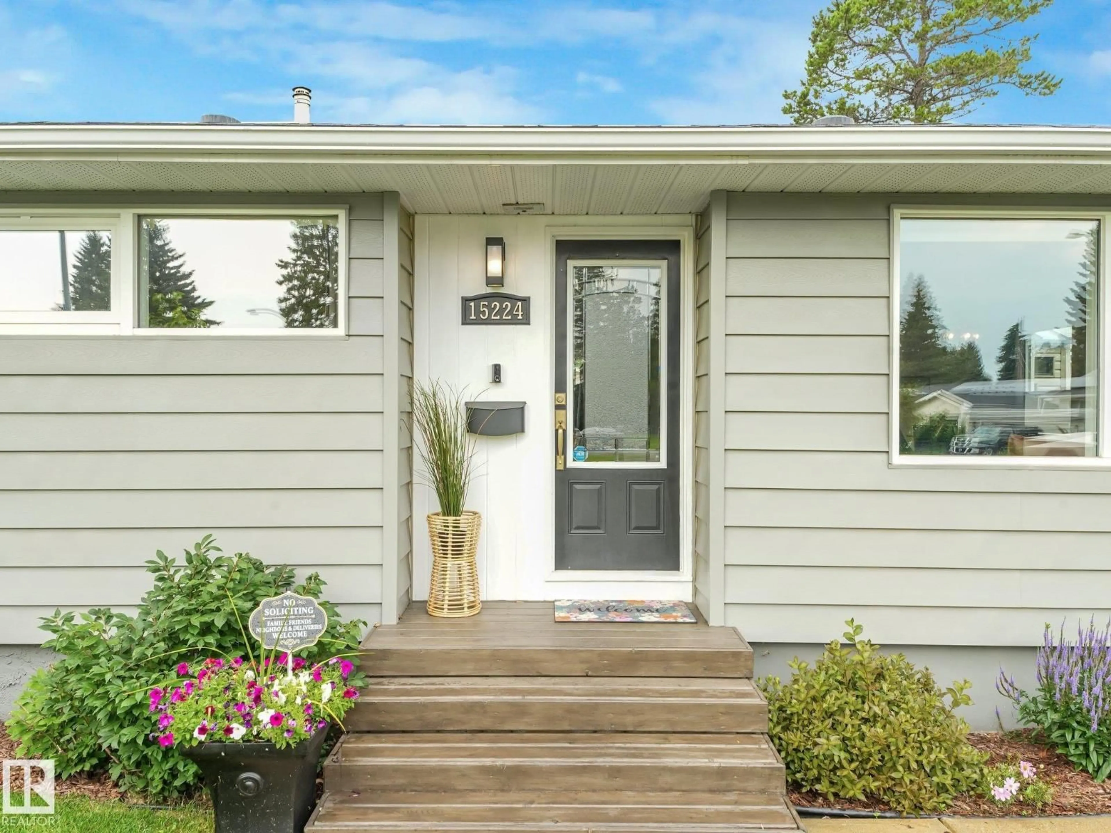 Home with vinyl exterior material, street for 15224 79A AV, Edmonton Alberta T5R3H4