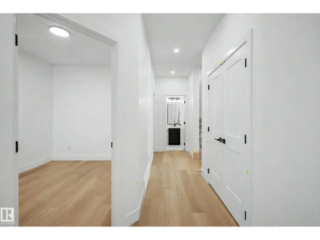 294 MUNN WY, Leduc 5