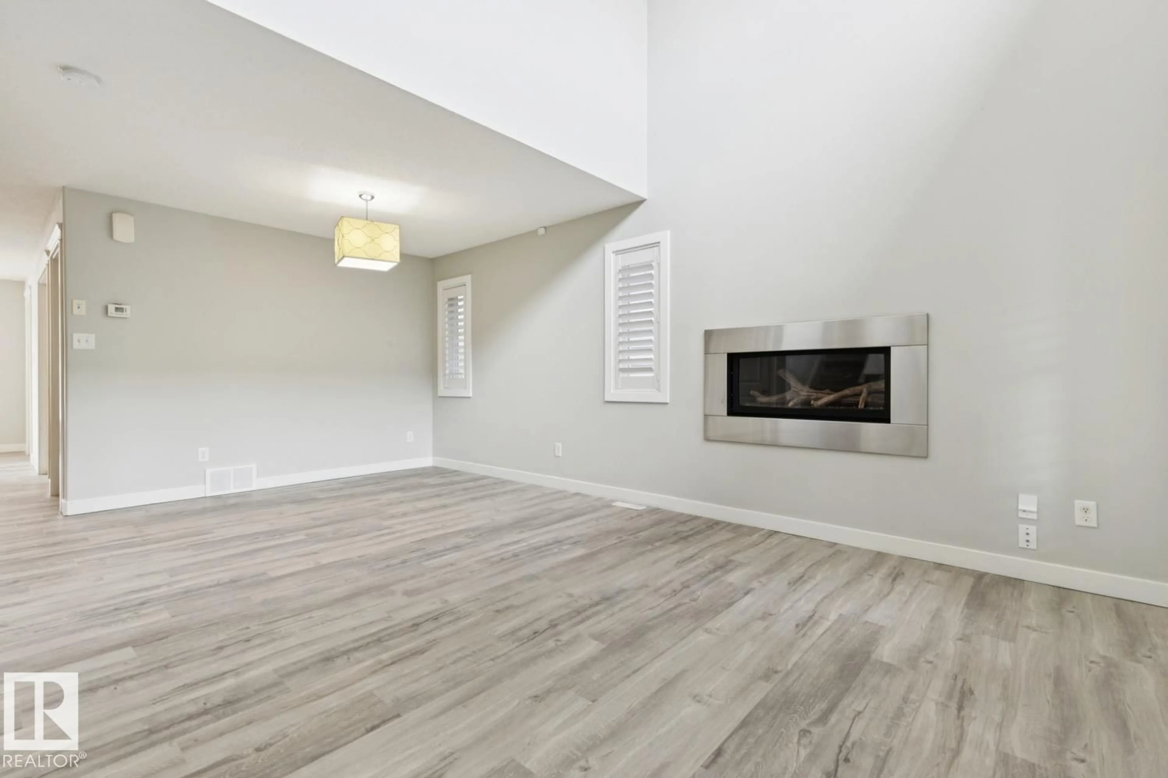 A pic of a room for 4058 MORRISON WY, Edmonton Alberta T5E6S3
