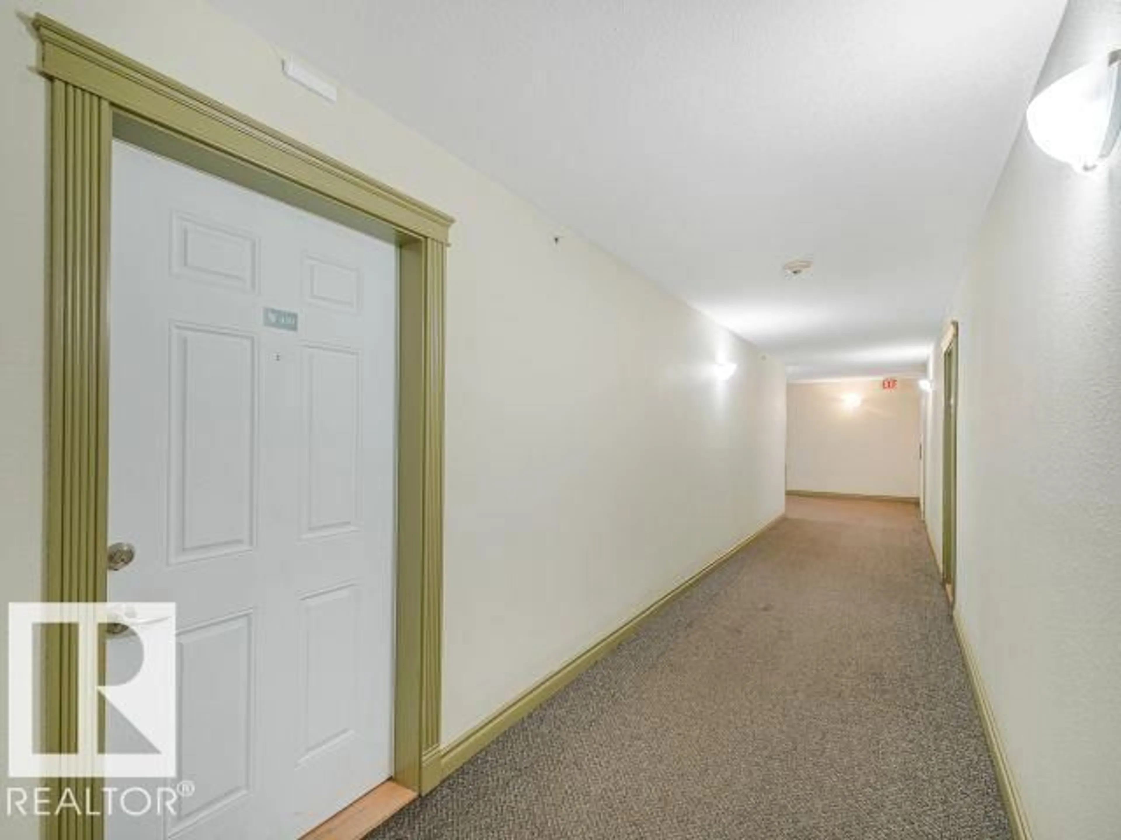 Indoor foyer for #410 - 13625 34 ST, Edmonton Alberta T5A0E3