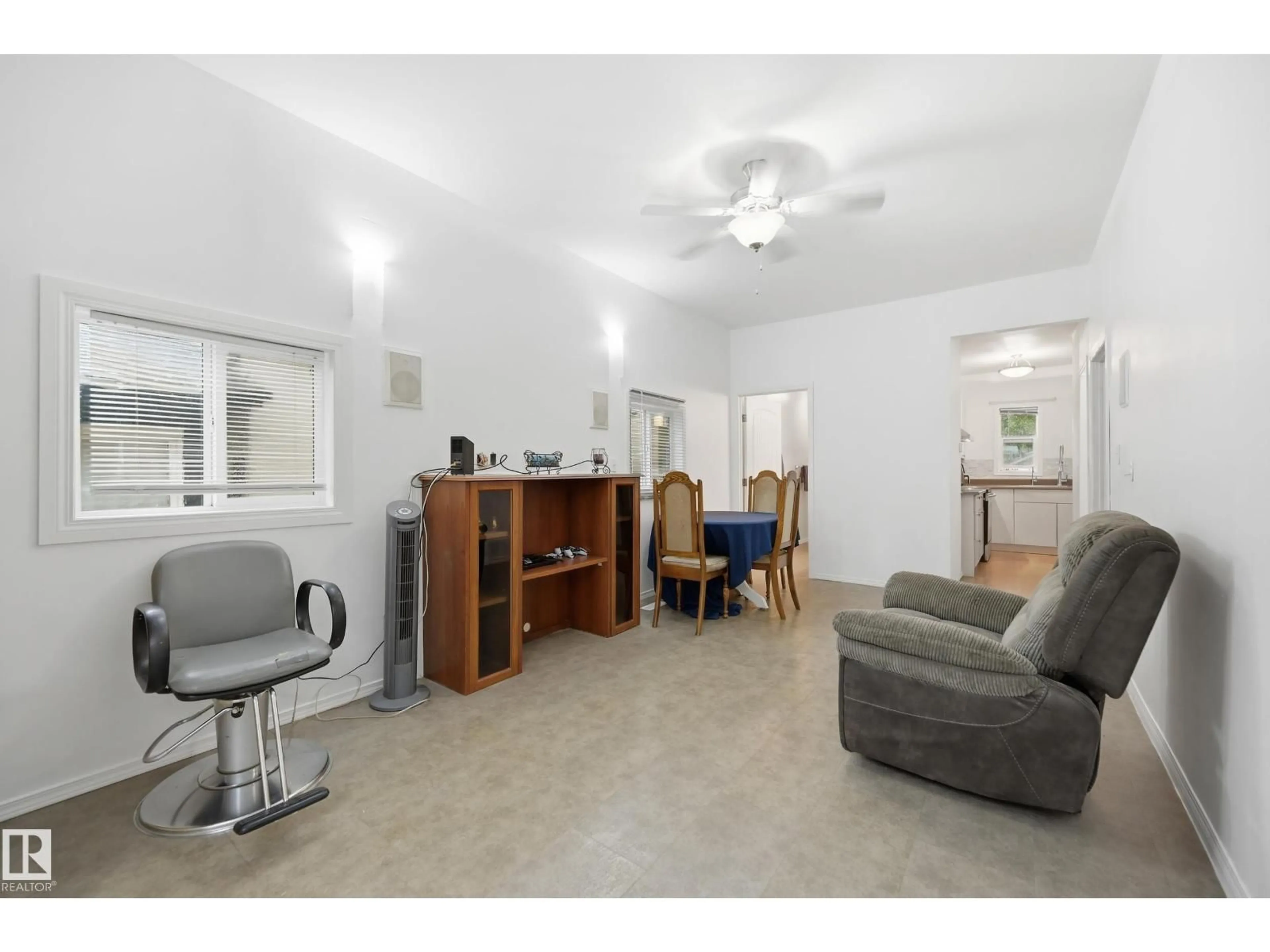 Unknown for 10714 103 ST, Edmonton Alberta T5H2V8