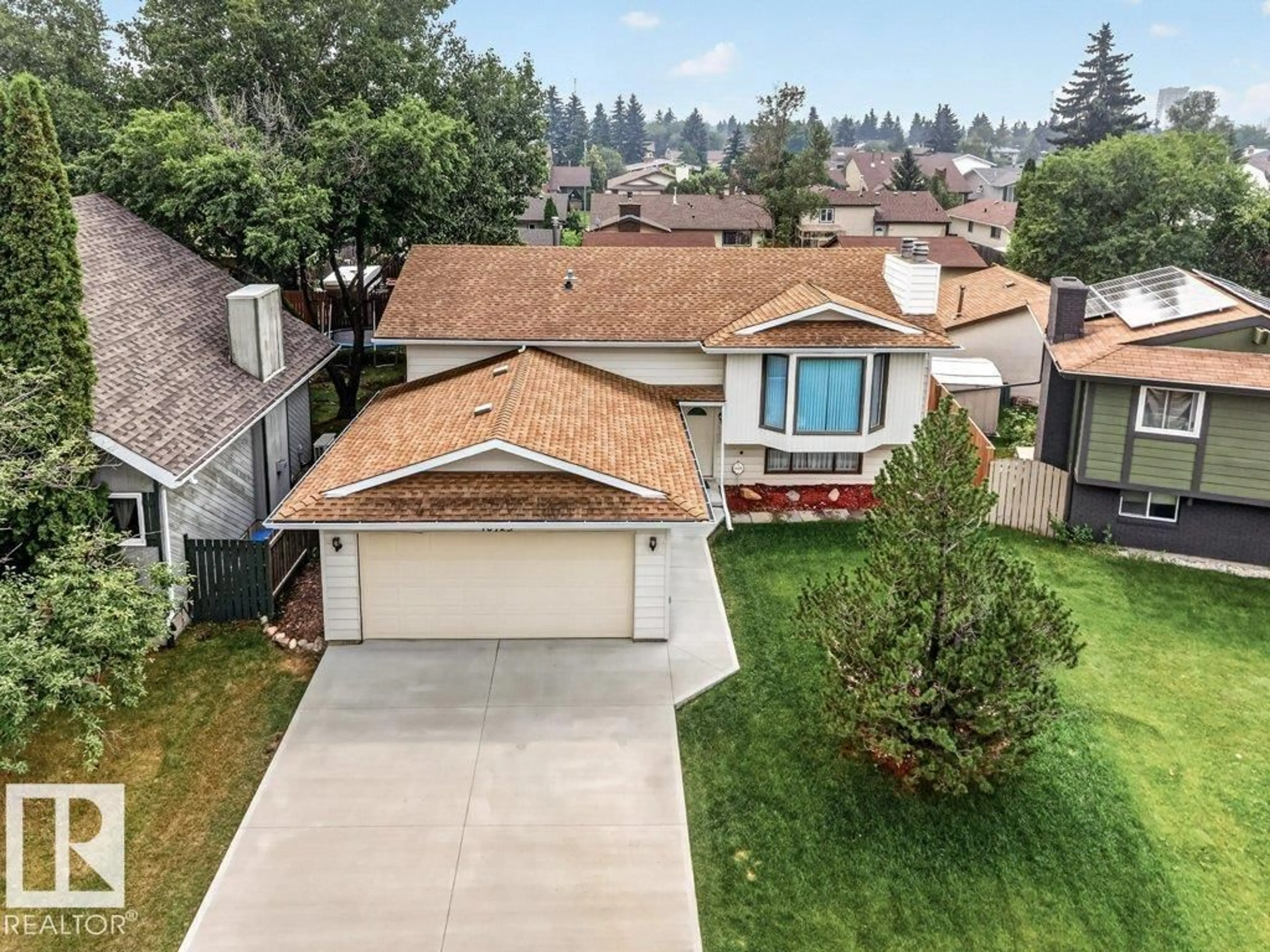 Unknown for 10423 33 AV, Edmonton Alberta T6J4B3