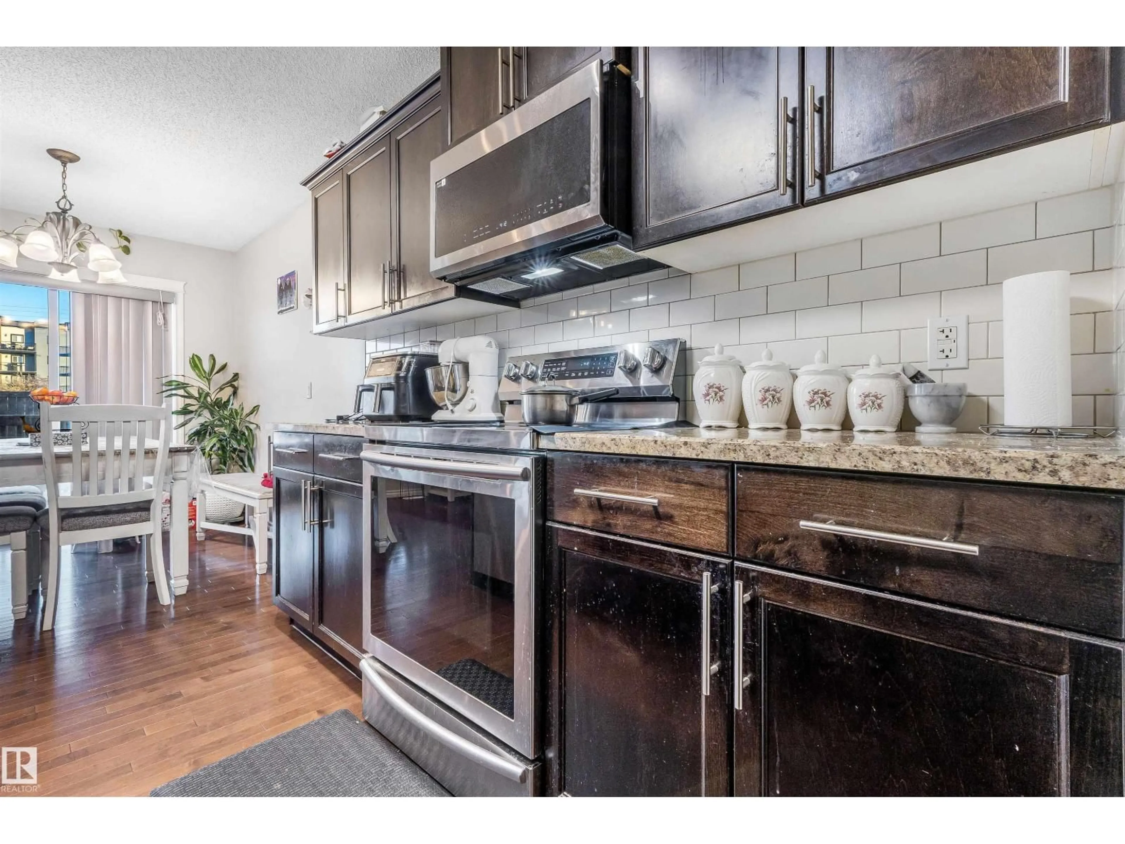 Unknown for 2627 29 ST, Edmonton Alberta T6T0G8