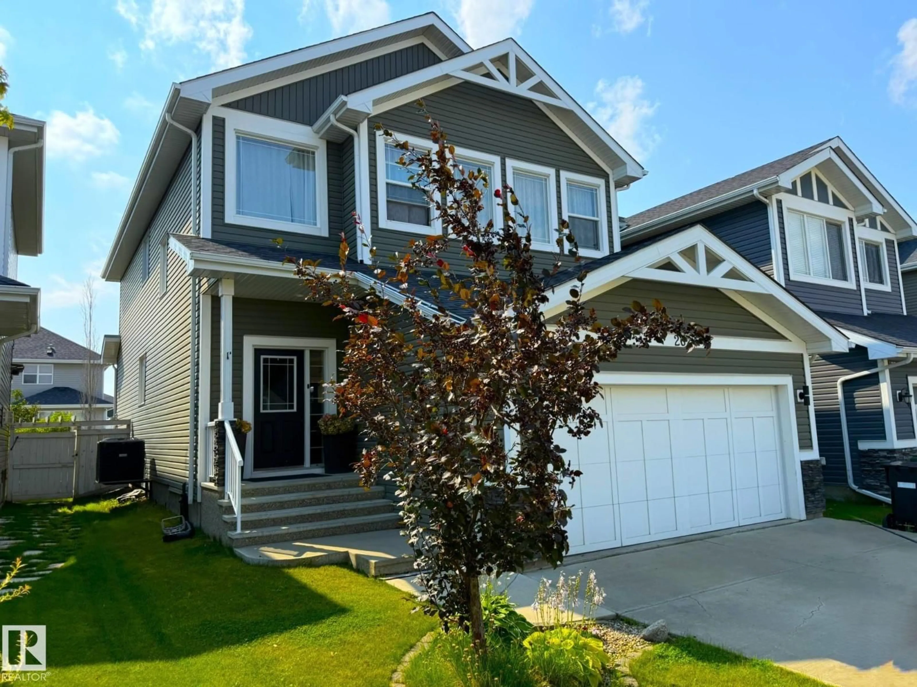 Home with vinyl exterior material, street for 262 SHEPPARD CI, Leduc Alberta T9E0T5