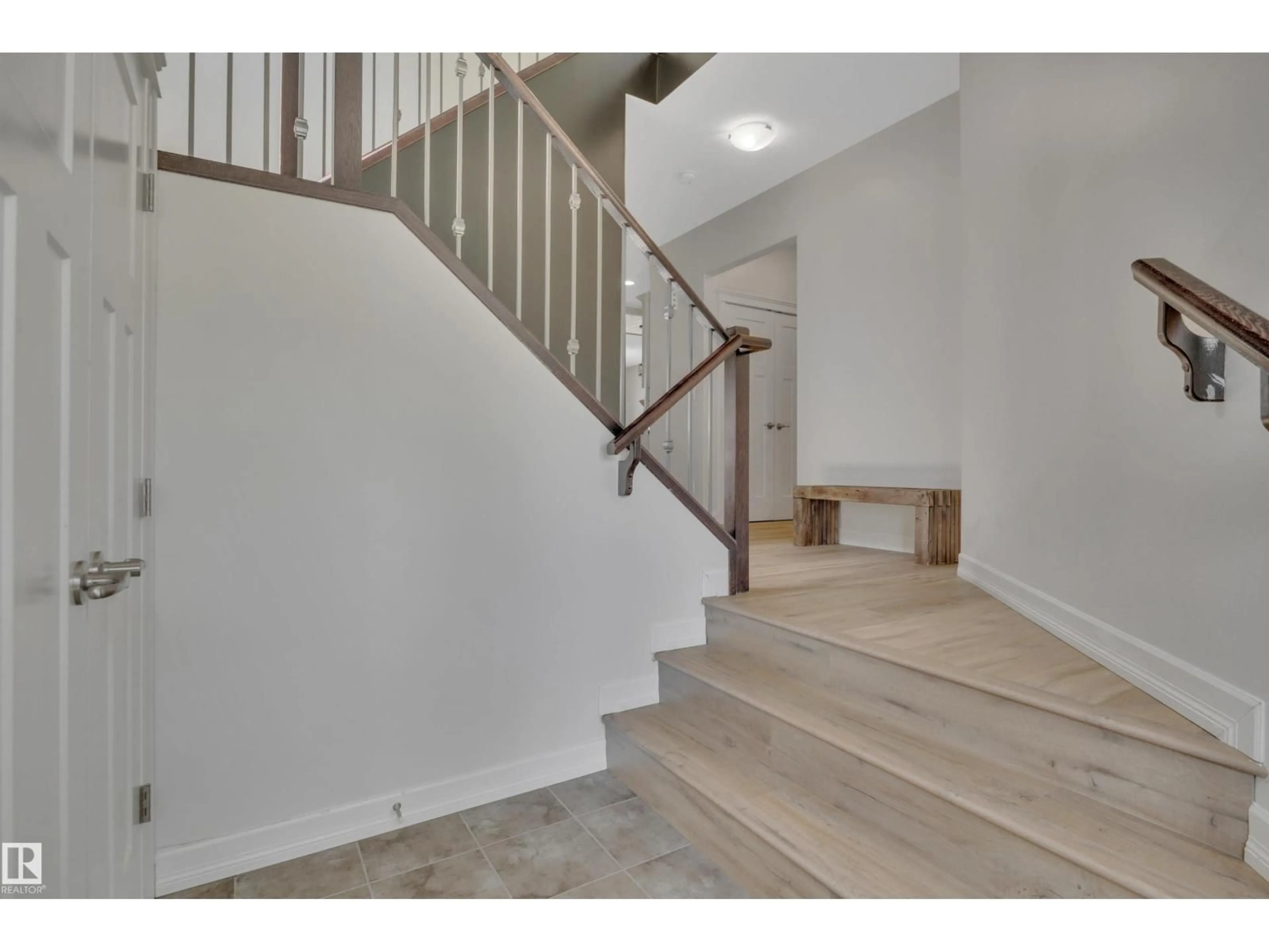 Stairs for 262 SHEPPARD CI, Leduc Alberta T9E0T5