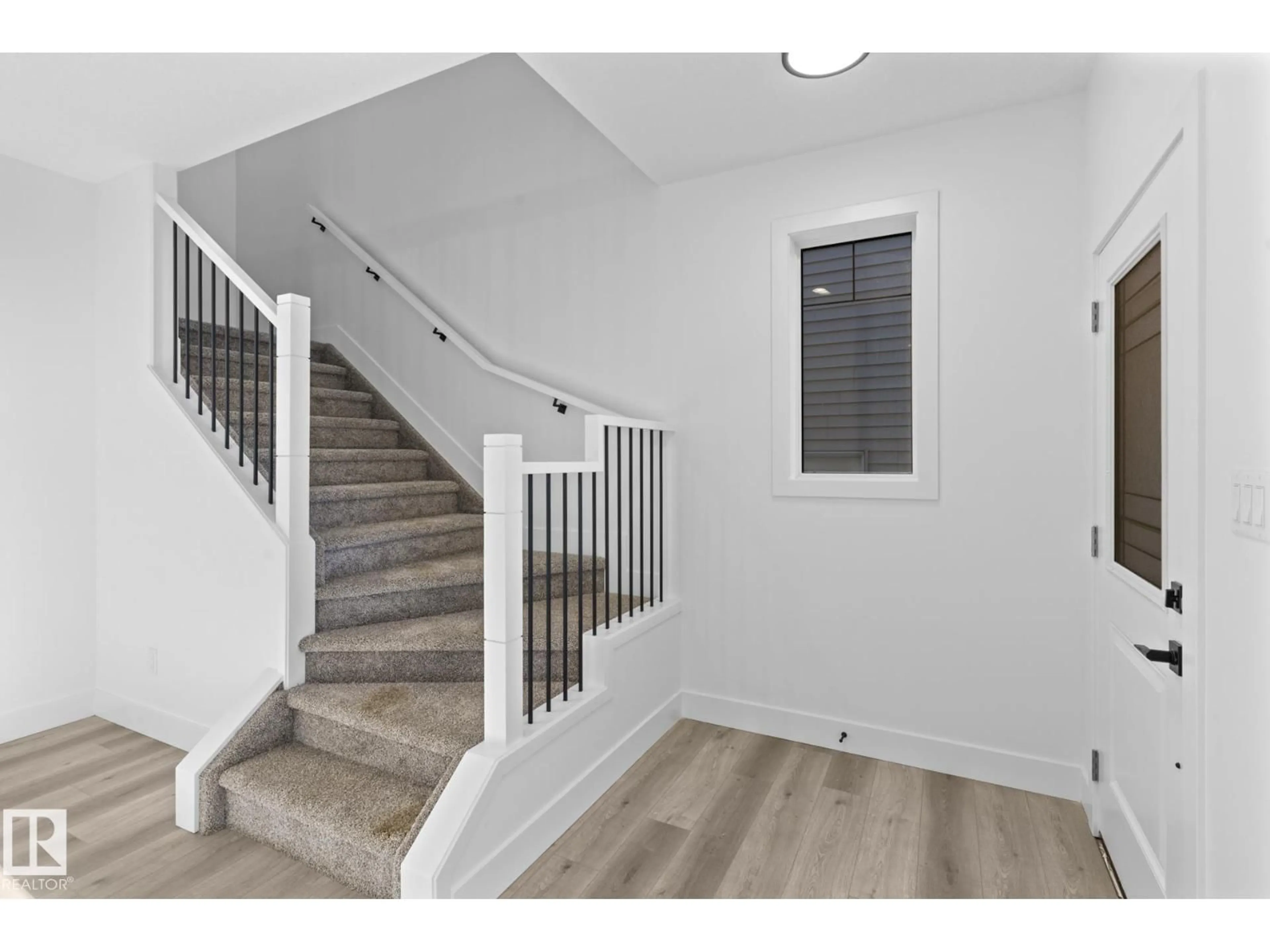 Stairs for 90 SPRING LI, Spruce Grove Alberta T7X2X7