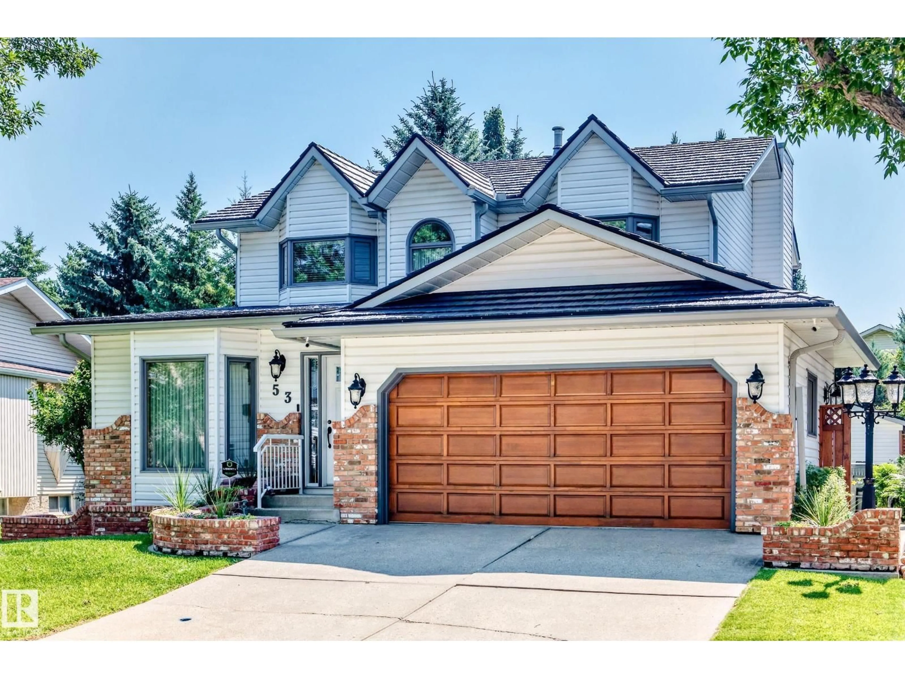Home with brick exterior material, street for 53 COACHMAN WY, Sherwood Park Alberta T8H1B8