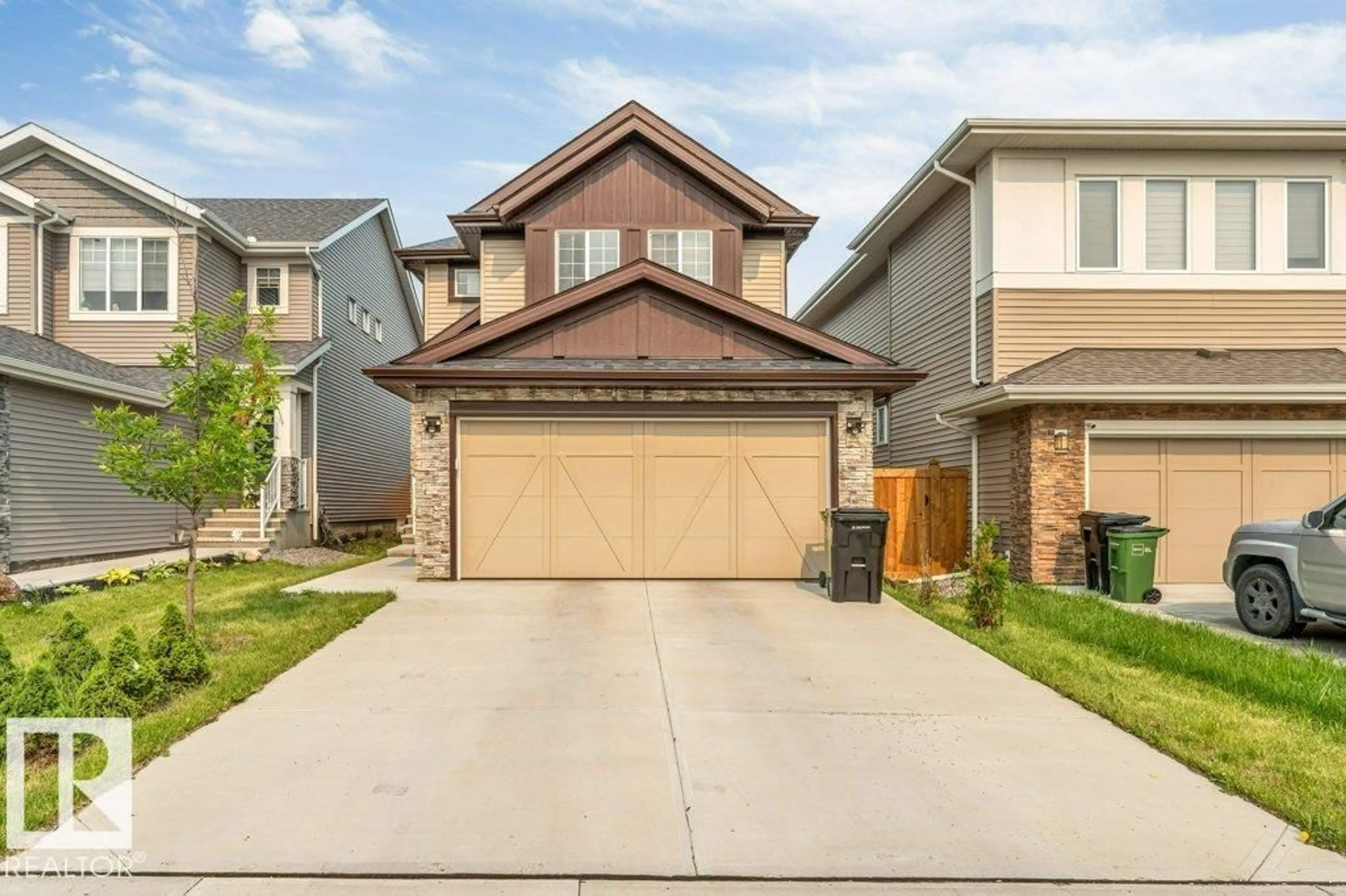 Home with vinyl exterior material, street for SW - 1910 159 ST, Edmonton Alberta T6W4X7