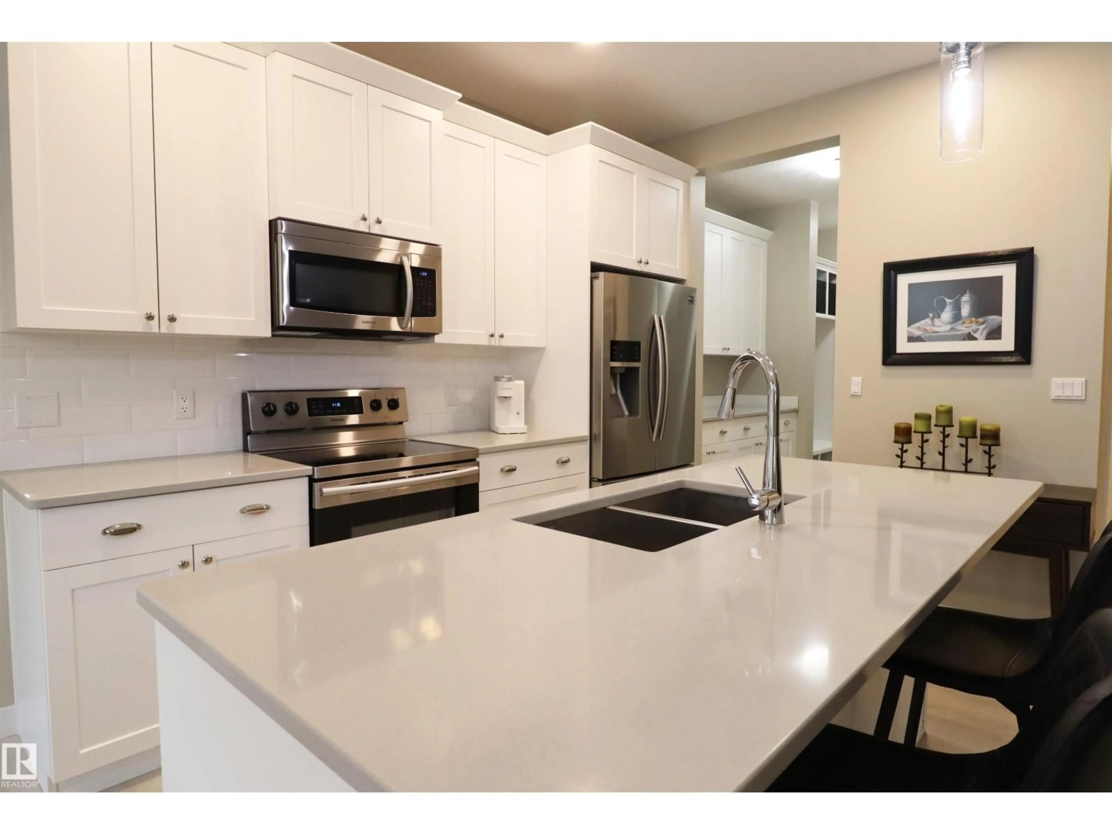Open concept kitchen, unknown for 66 SPRINGWOOD WY, Spruce Grove Alberta T7X0L4