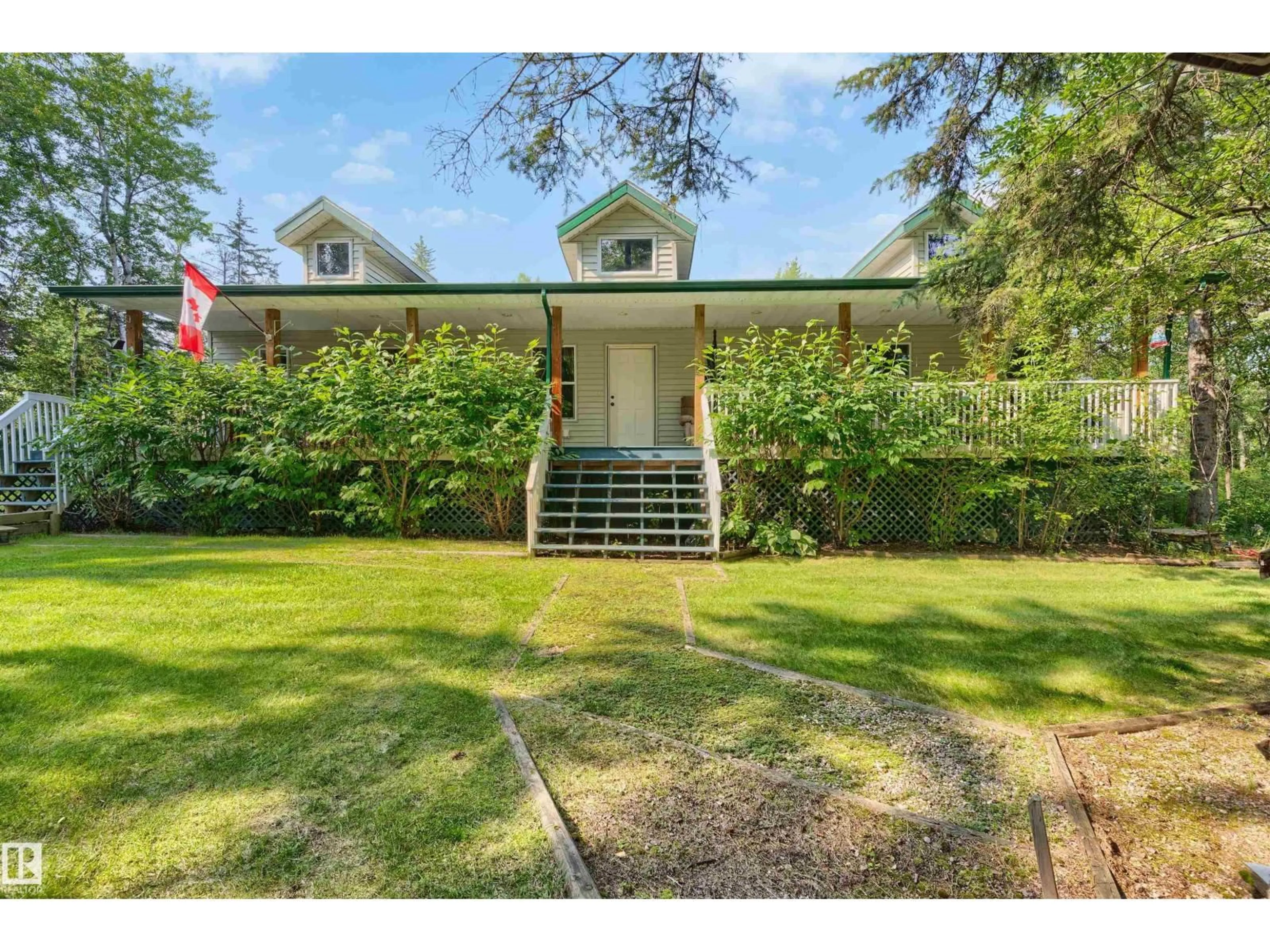 A pic from outside/outdoor area/front of a property/back of a property/a pic from drone, unknown for 114 - 190019 TWP ROAD 653, Rural Athabasca County Alberta T0A0M0