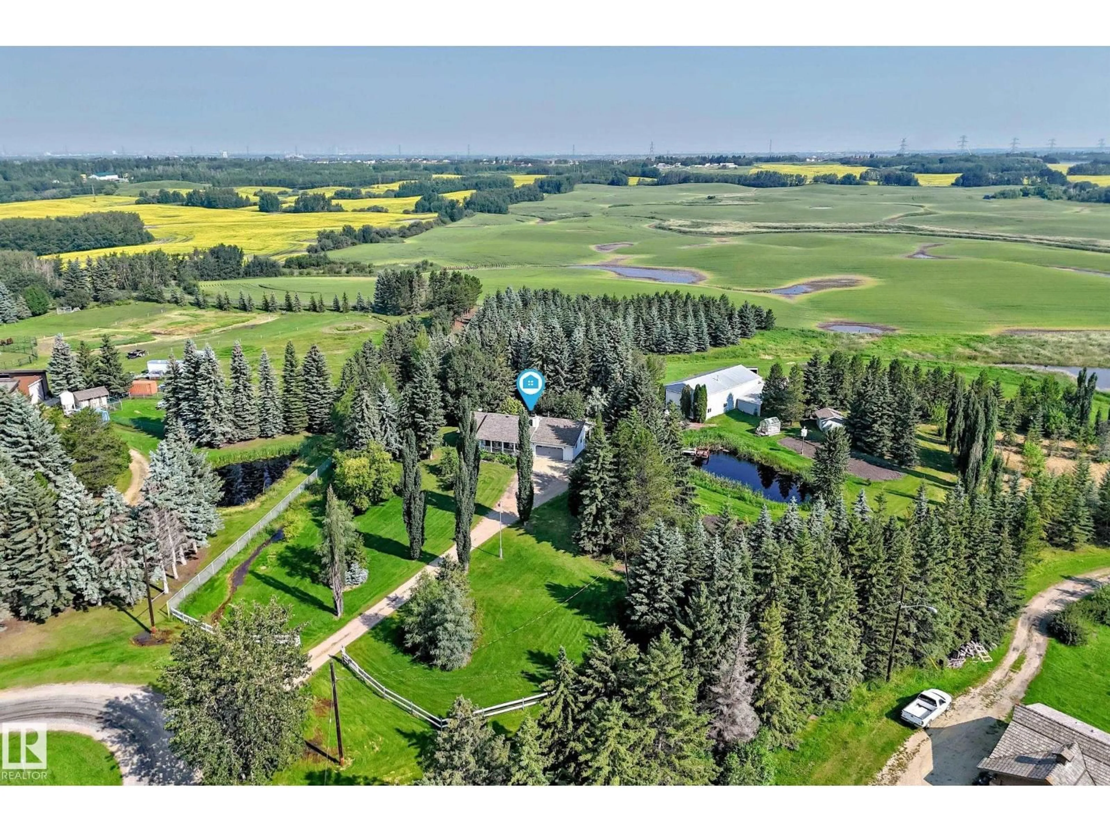 A pic from outside/outdoor area/front of a property/back of a property/a pic from drone, unknown for 2340 28 AV, Edmonton Alberta T6X1A5