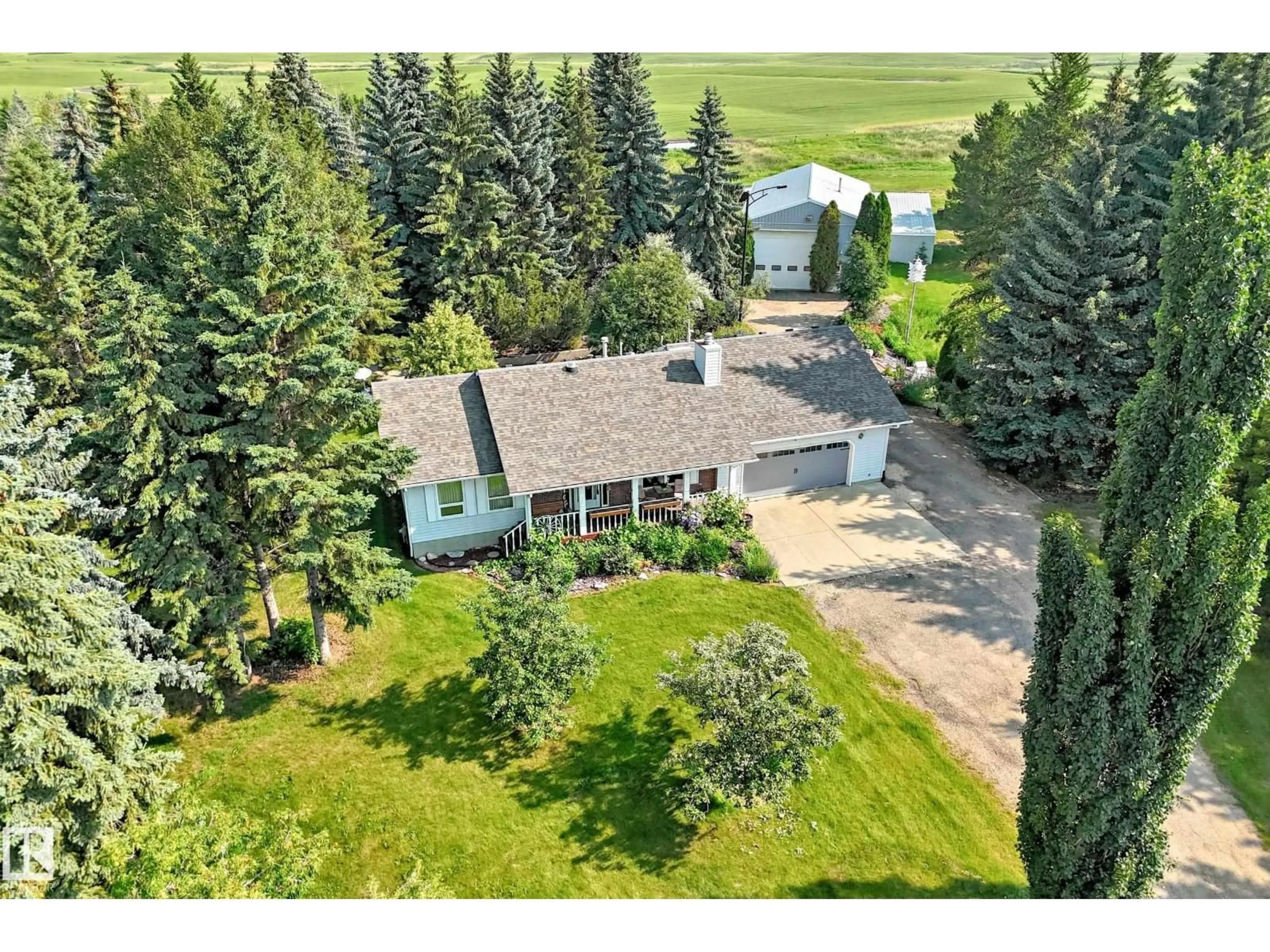 A pic from outside/outdoor area/front of a property/back of a property/a pic from drone, unknown for 2340 28 AV, Edmonton Alberta T6X1A5