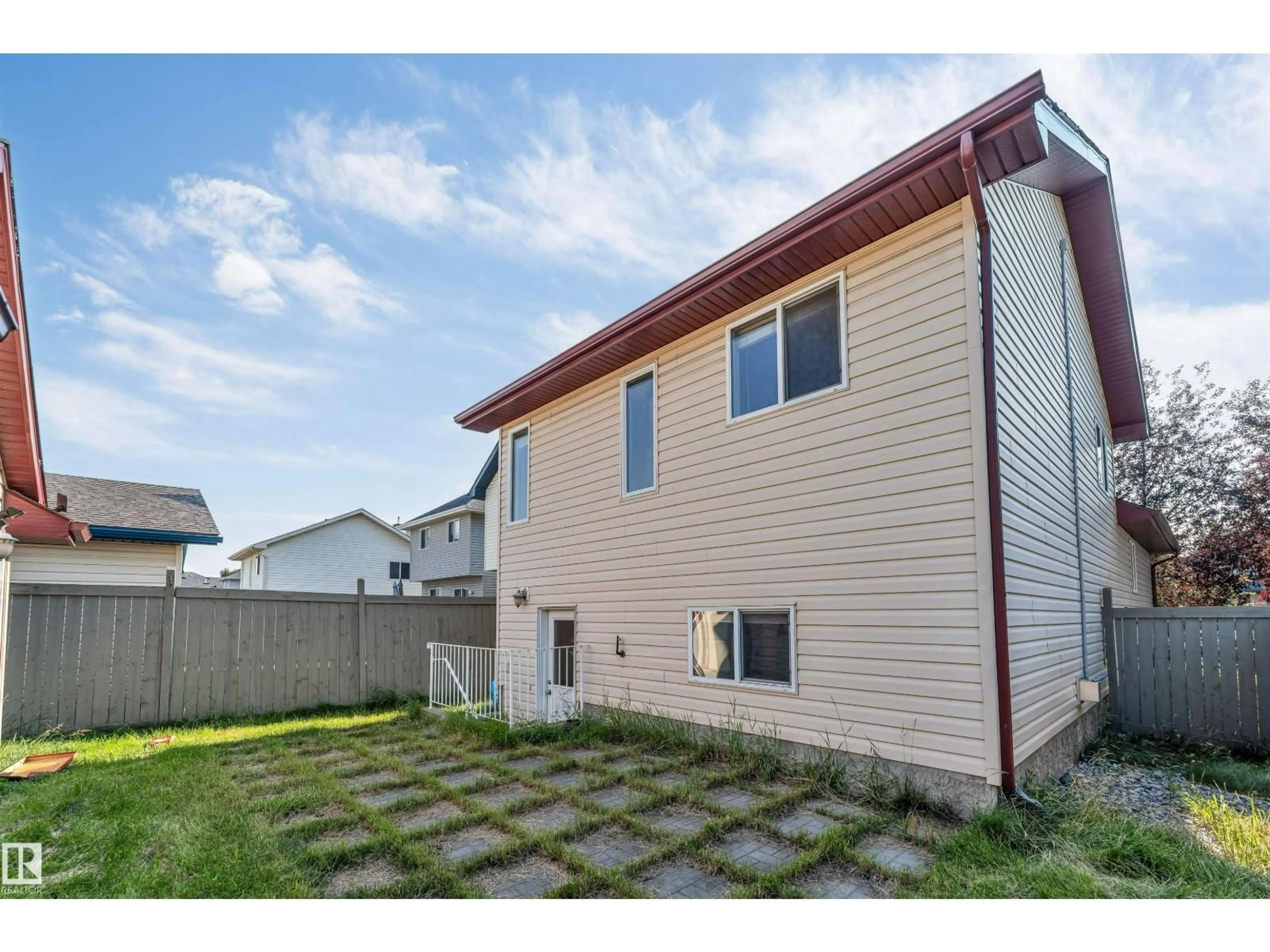 Unknown for 613 83 ST, Edmonton Alberta T6X1L6