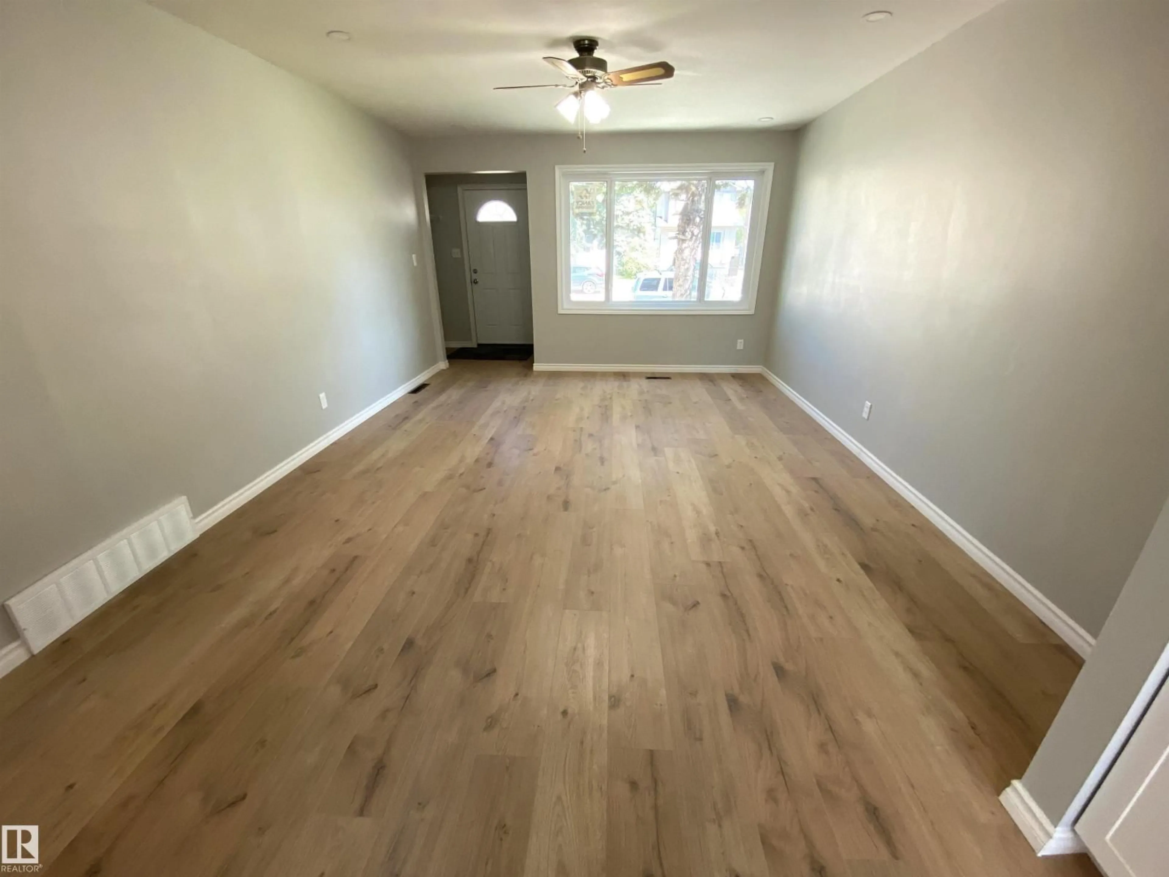 A pic of a room for NW - 12010 66 ST, Edmonton Alberta T5B1J6