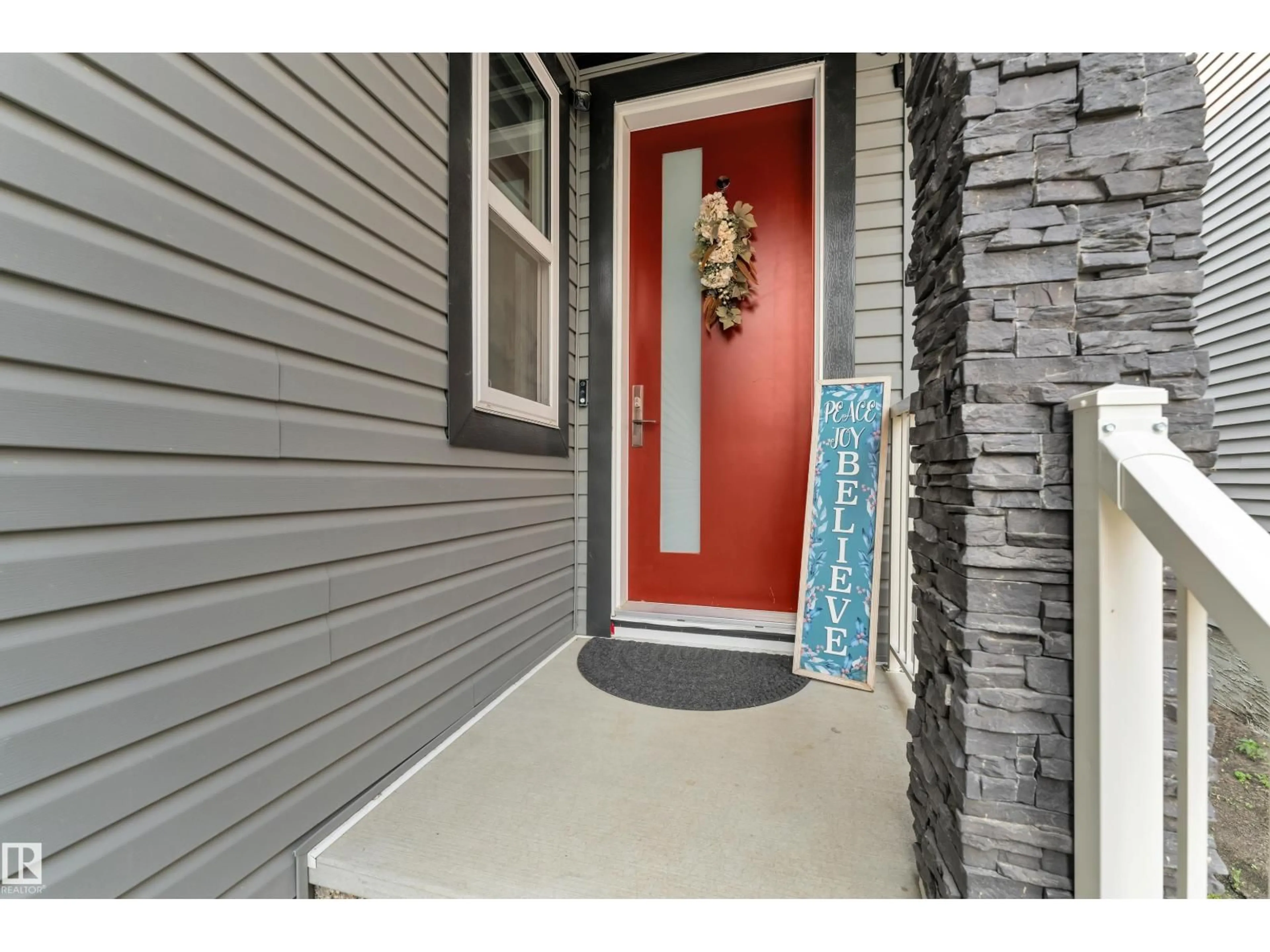 Indoor entryway for 3924 41 AV, Beaumont Alberta T4X3B6