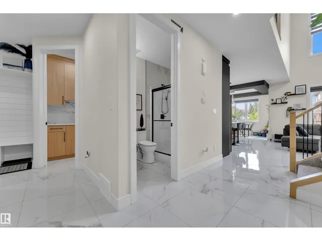 3924 41 AV, Beaumont 5