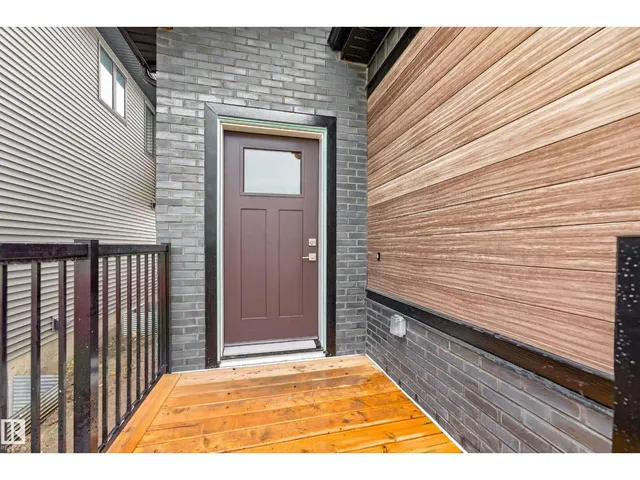 5604 105 AV, Edmonton 5