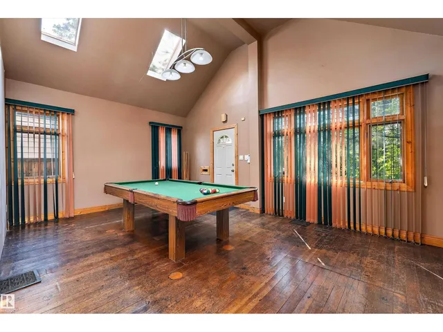 NW - 11253 89 ST, Edmonton 5