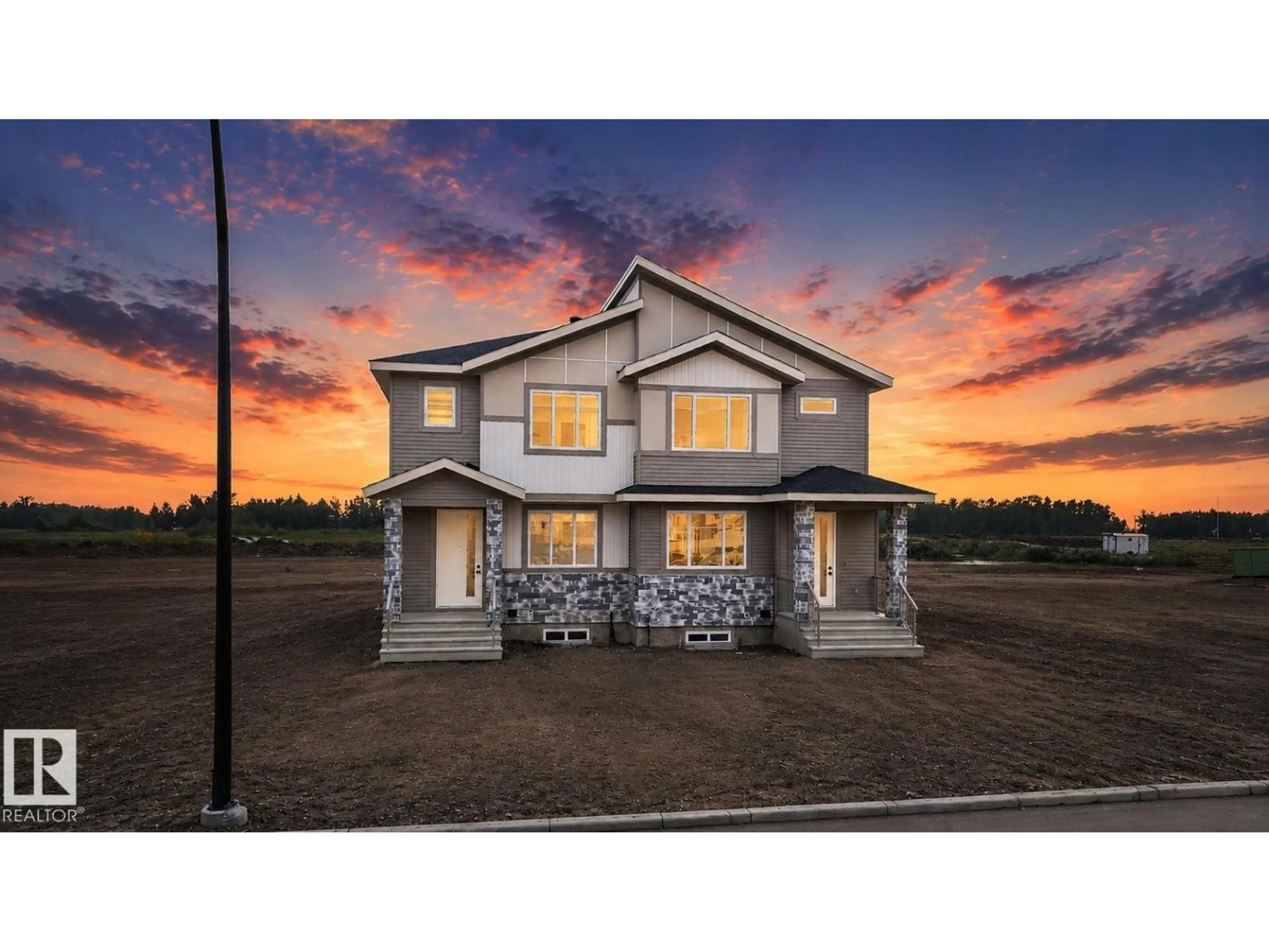Home with vinyl exterior material, building for 452 ROBINSON BLVD, Leduc Alberta T9E1P8