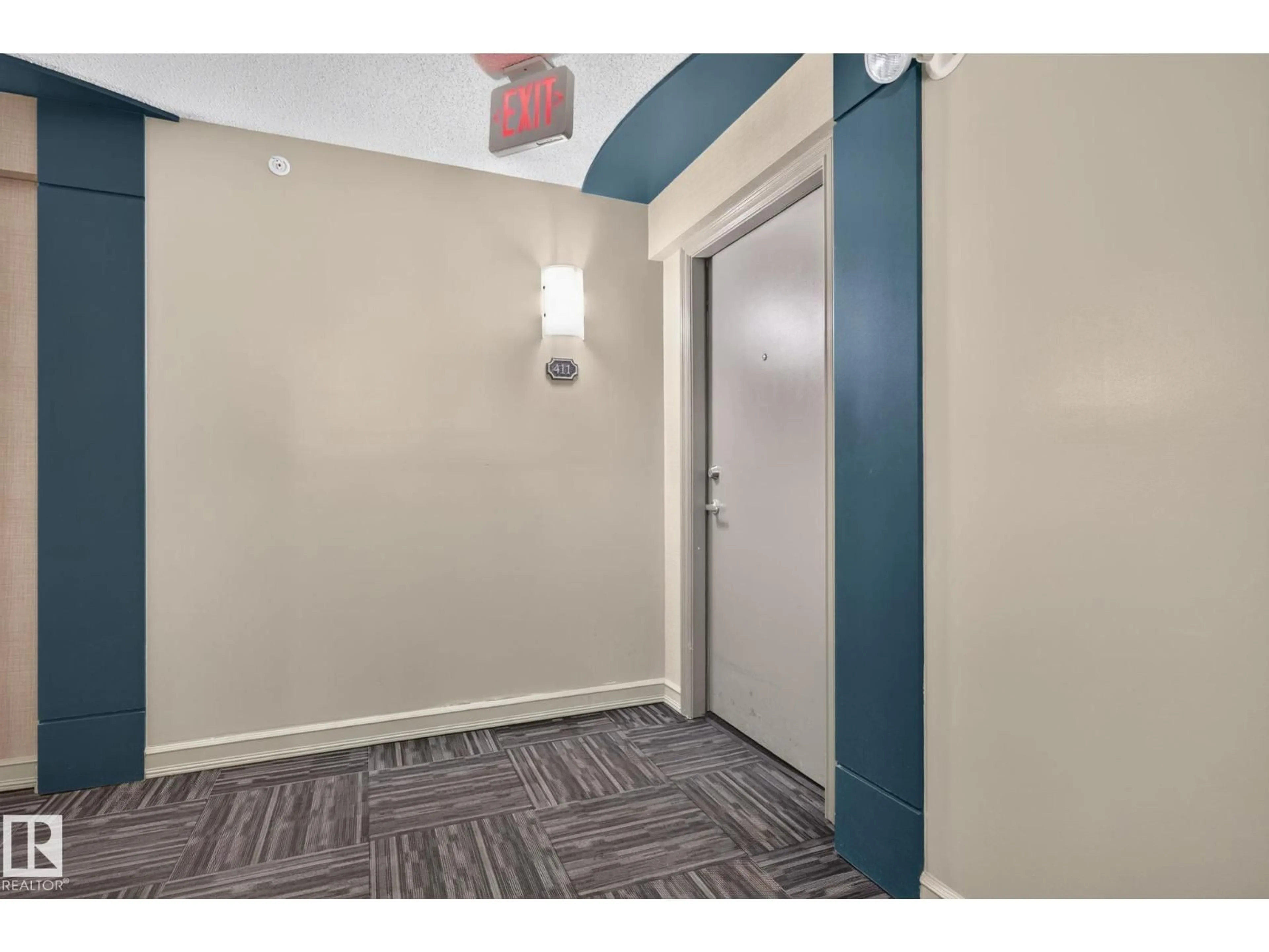 Indoor foyer for 411 - 4407 23 ST, Edmonton Alberta T6T0B6