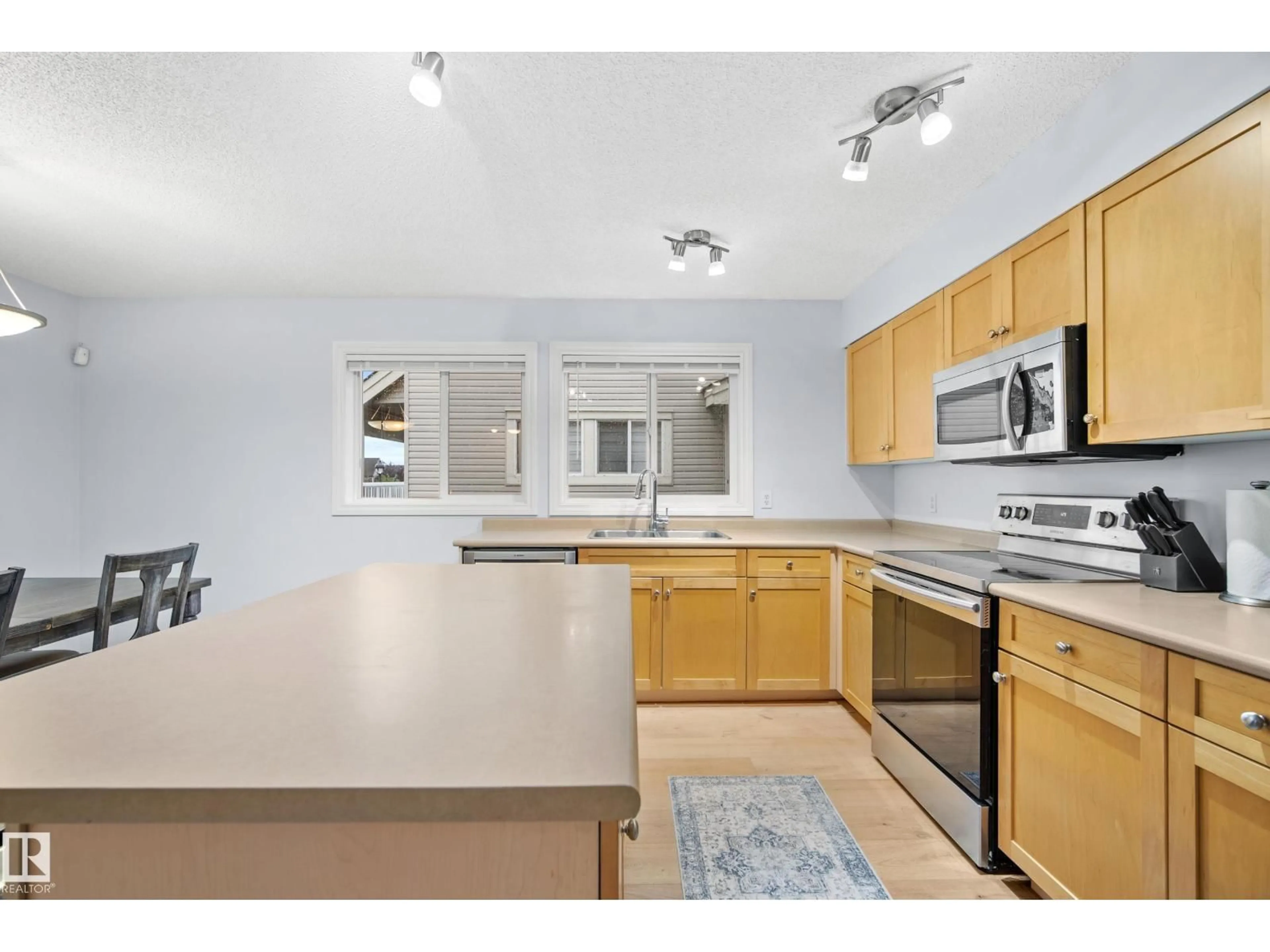 Standard kitchen, unknown for #6 - 12050 17 AV, Edmonton Alberta T6W1X4