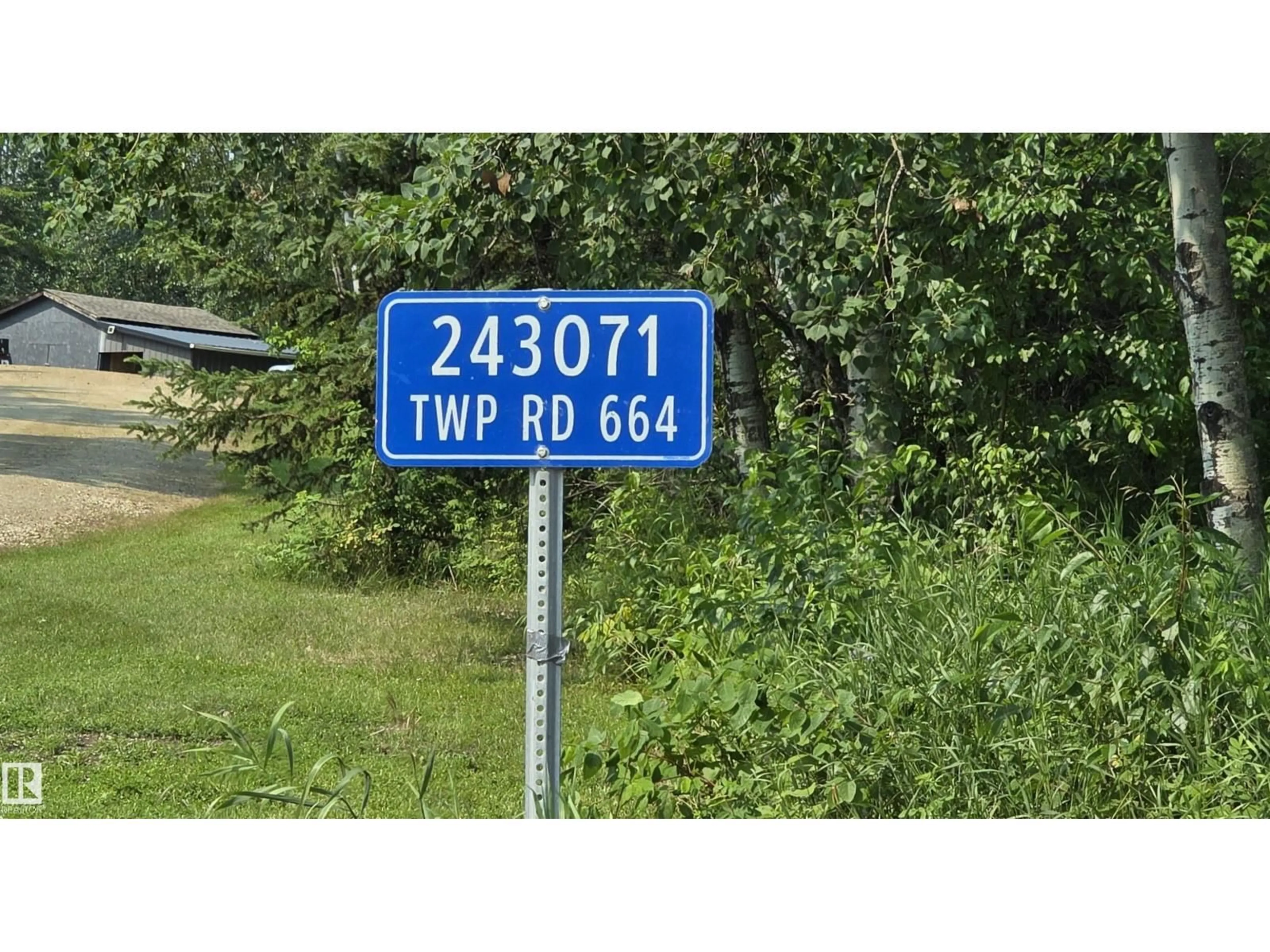 Blurry image for 243071 TWP RD 664, Rural Athabasca County Alberta T9S1R8