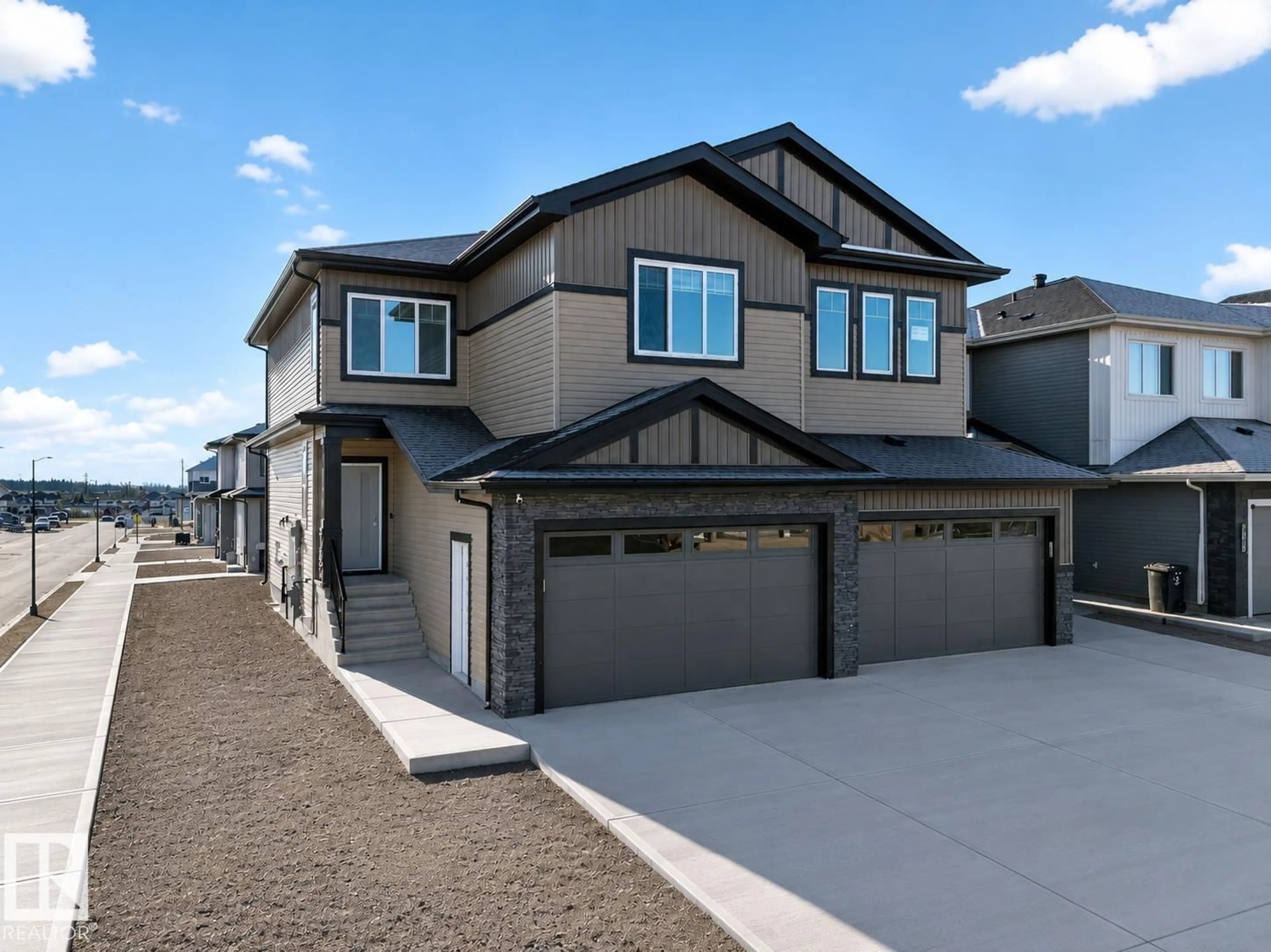 Home with vinyl exterior material, street for 3605 41 AV, Beaumont Alberta T4X3H3