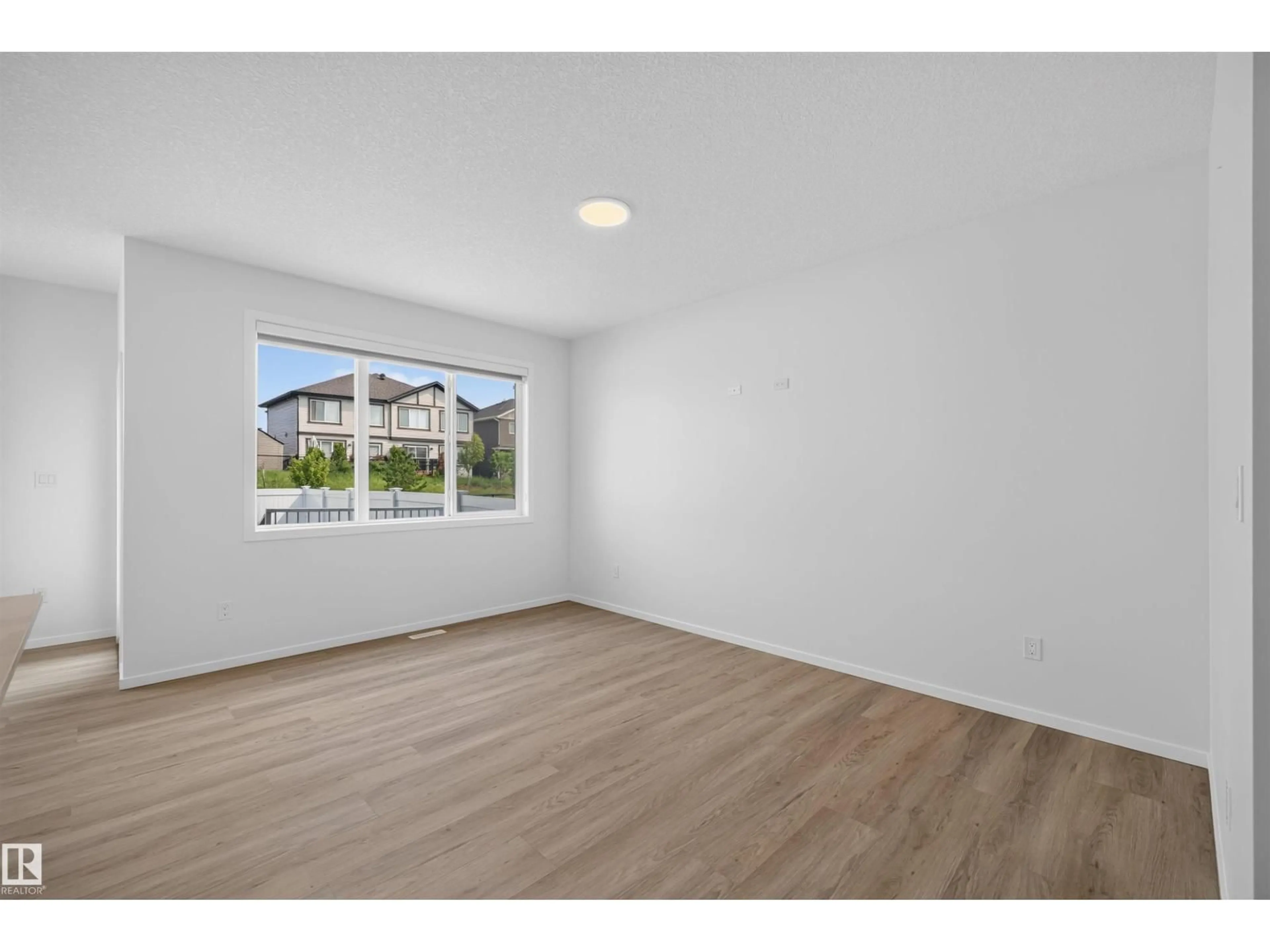 A pic of a room for 7722 174A AV, Edmonton Alberta T5Z0W5