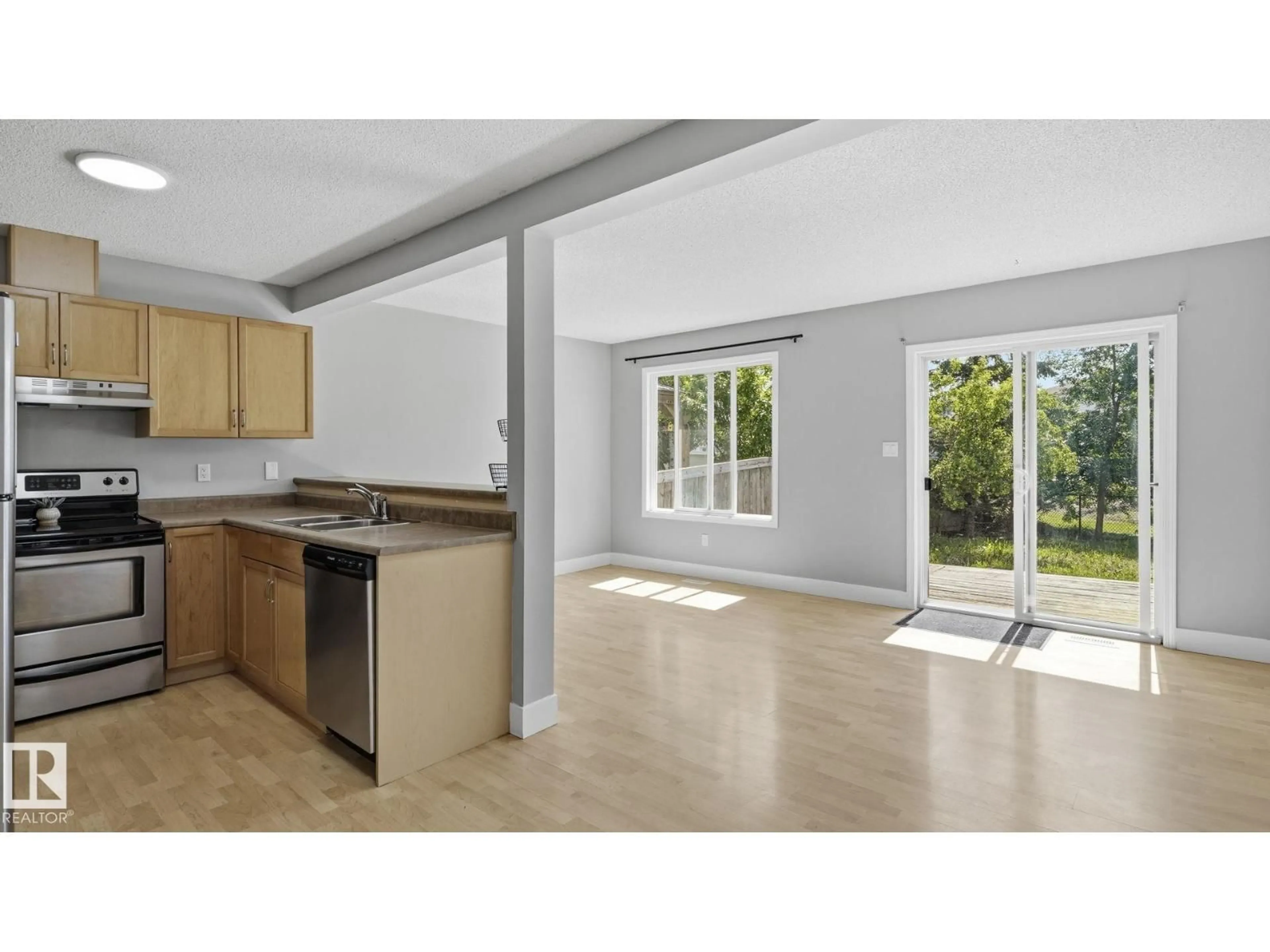 Open concept kitchen, unknown for 5507 163 AV, Edmonton Alberta T5Y3L2