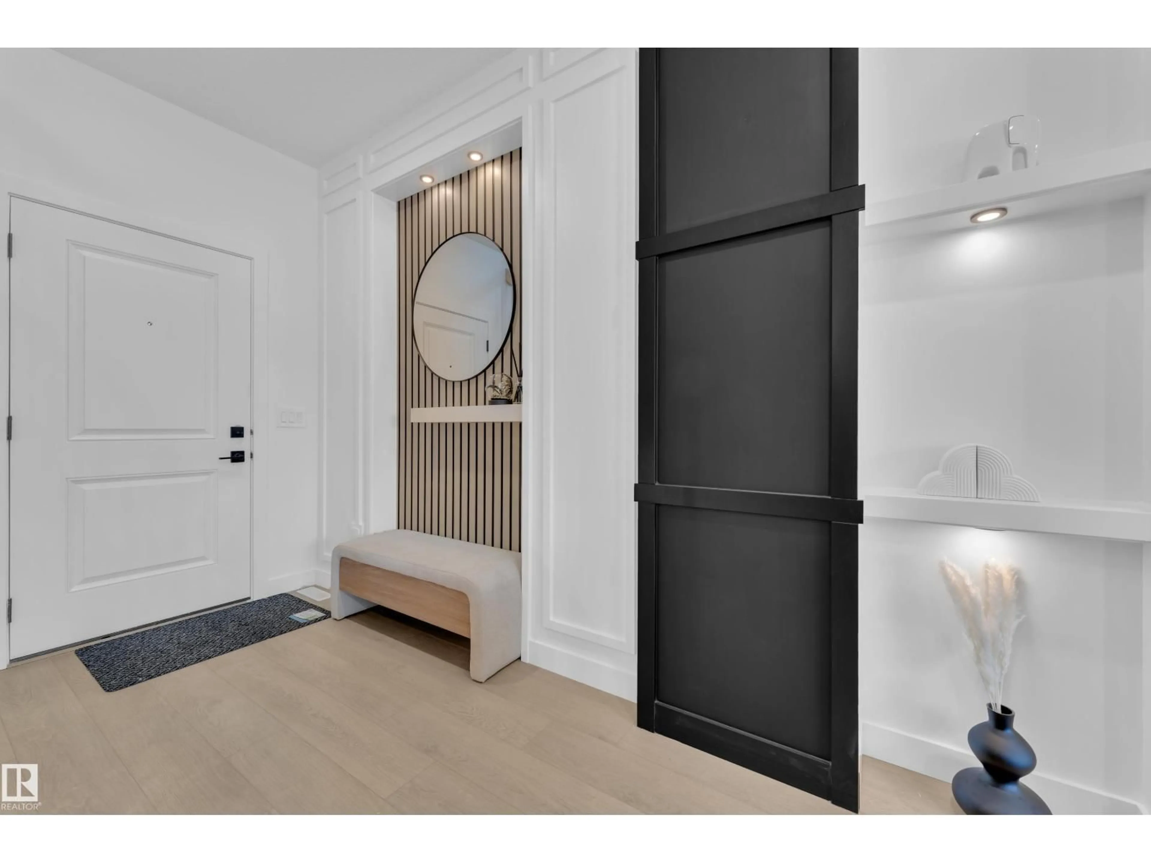 Indoor entryway for 90 SILVERSTONE DRIVE, Stony Plain Alberta T7Z0E8