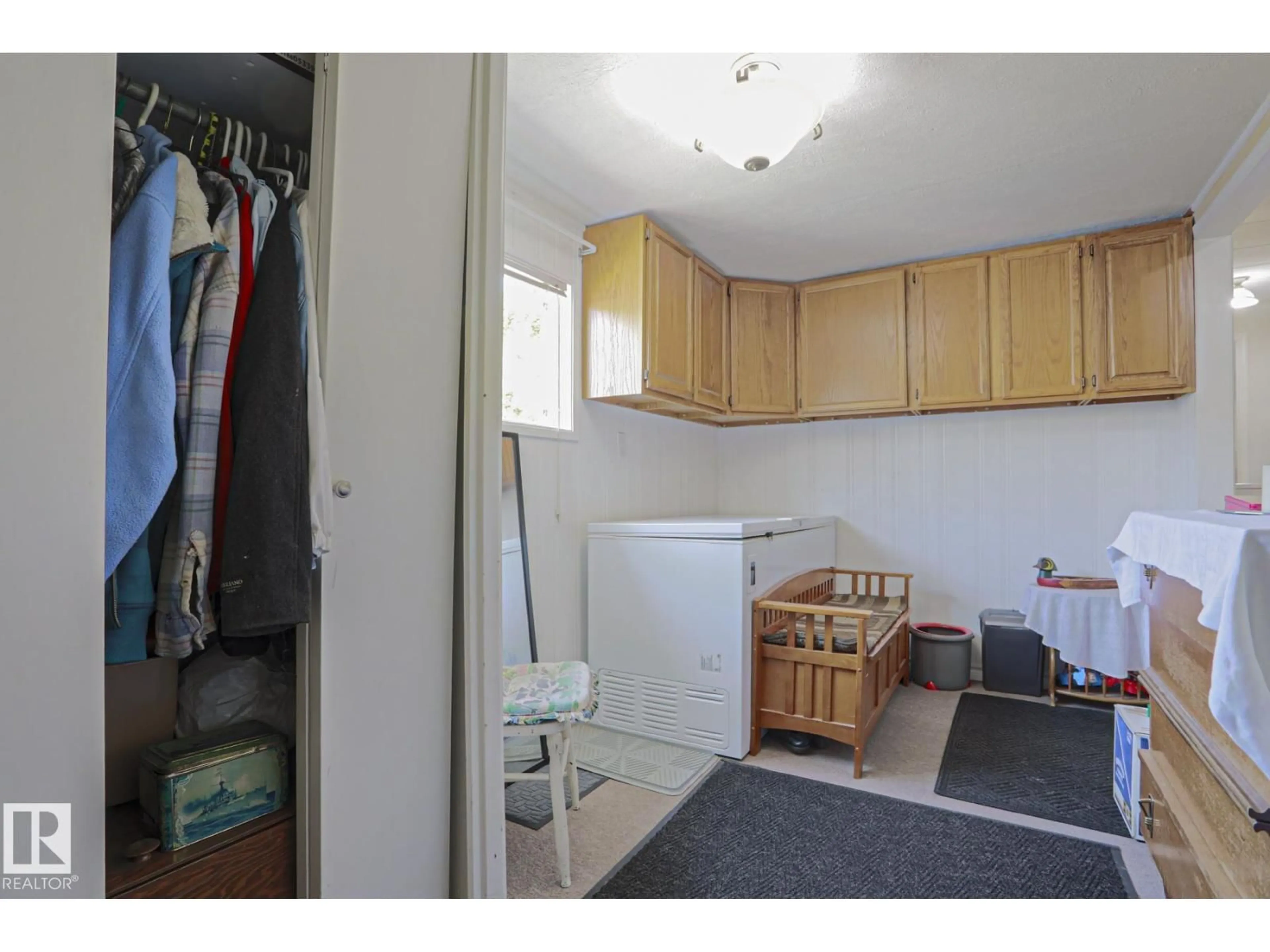 Unknown for 137 LEE RIDGE RD, Edmonton Alberta T6K0N1