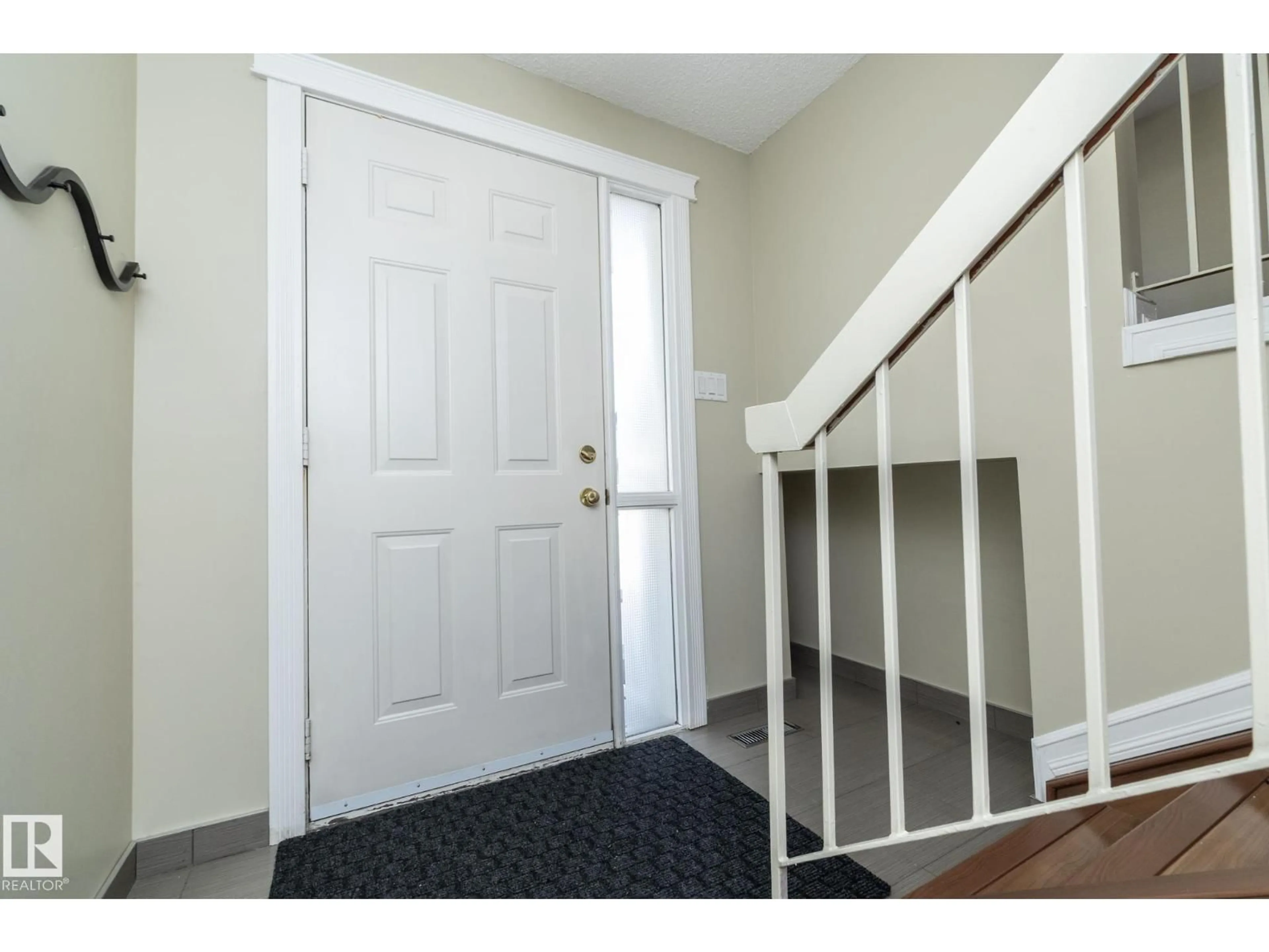 Indoor entryway for #11 - 9703 174 ST NW, Edmonton Alberta T5T6C5