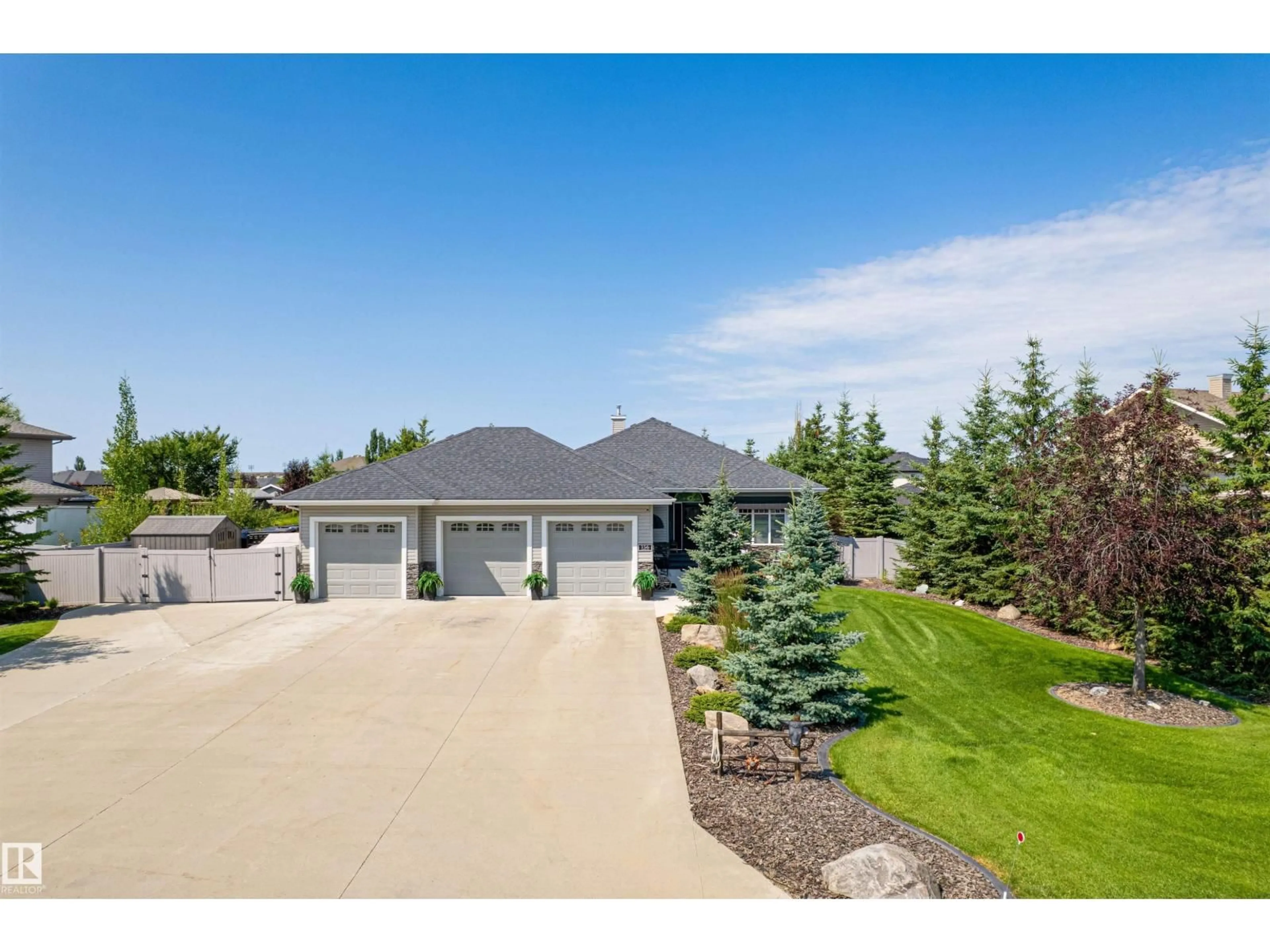 A pic from outside/outdoor area/front of a property/back of a property/a pic from drone, street for 156 GREENFIELD WY, Fort Saskatchewan Alberta T8L4P8