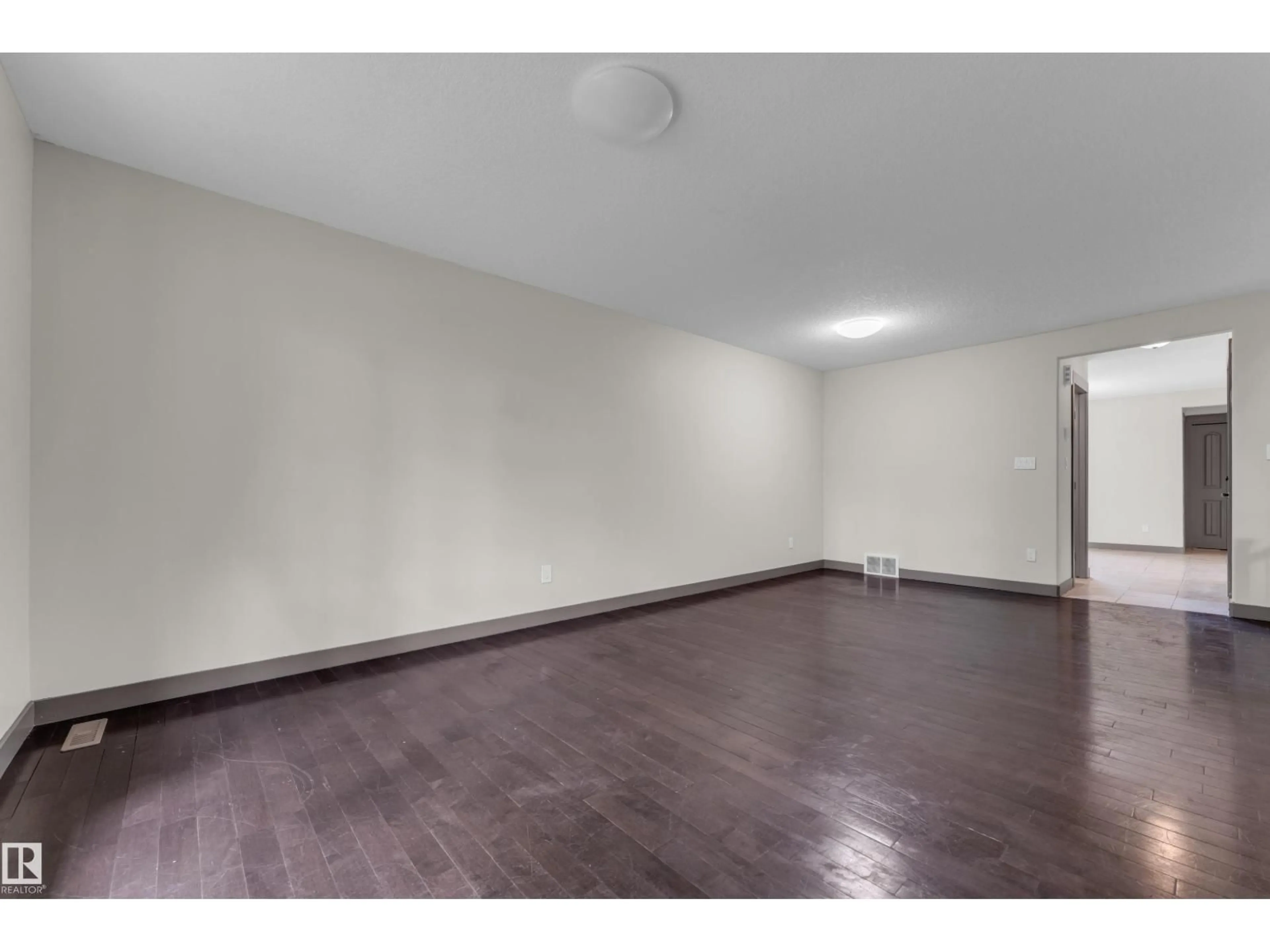 A pic of a room for 11817 37 ST, Edmonton Alberta T5W2B7