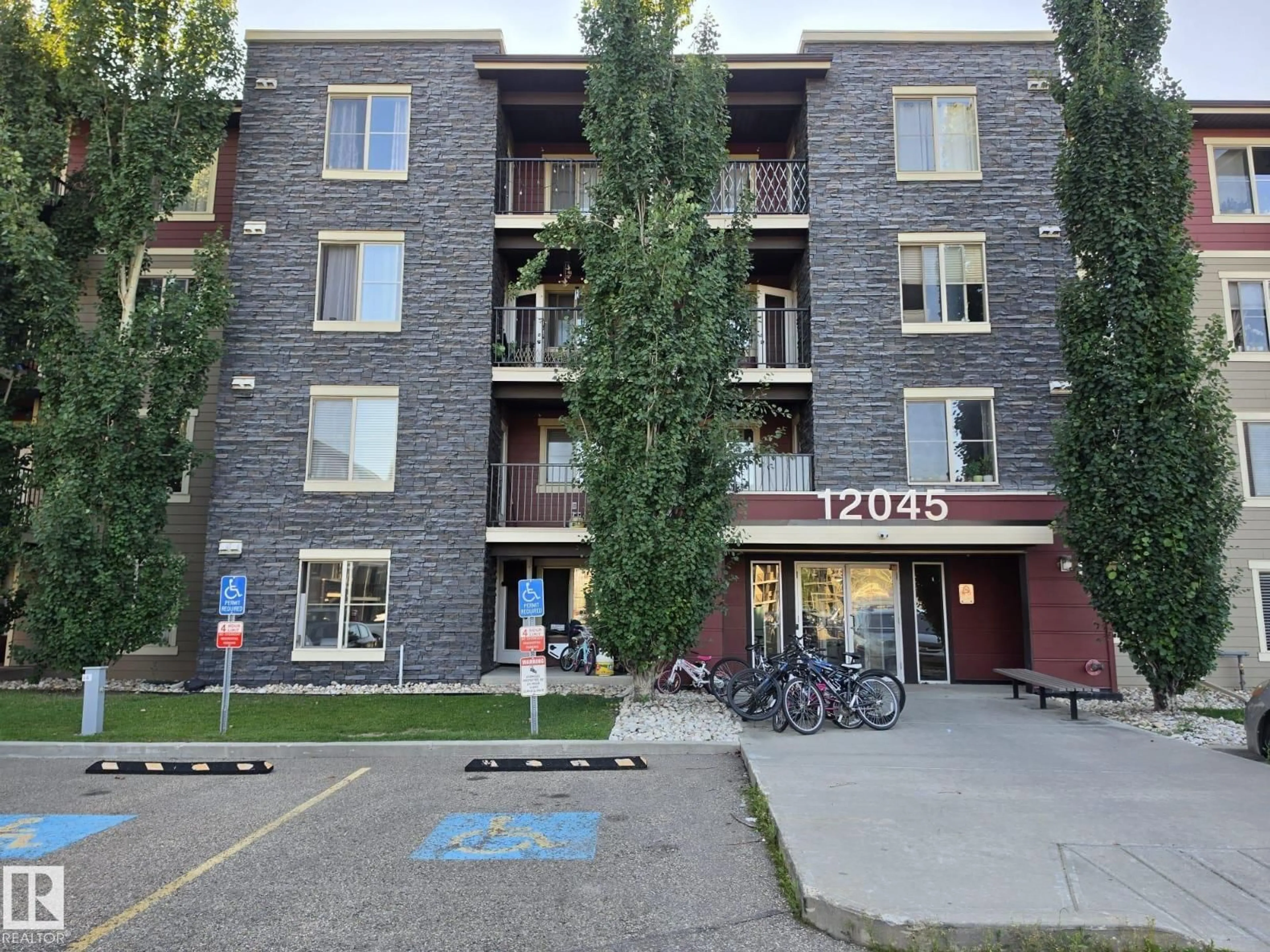 Patio, unknown for #415 - 12045 22 AV, Edmonton Alberta T6W2Y2