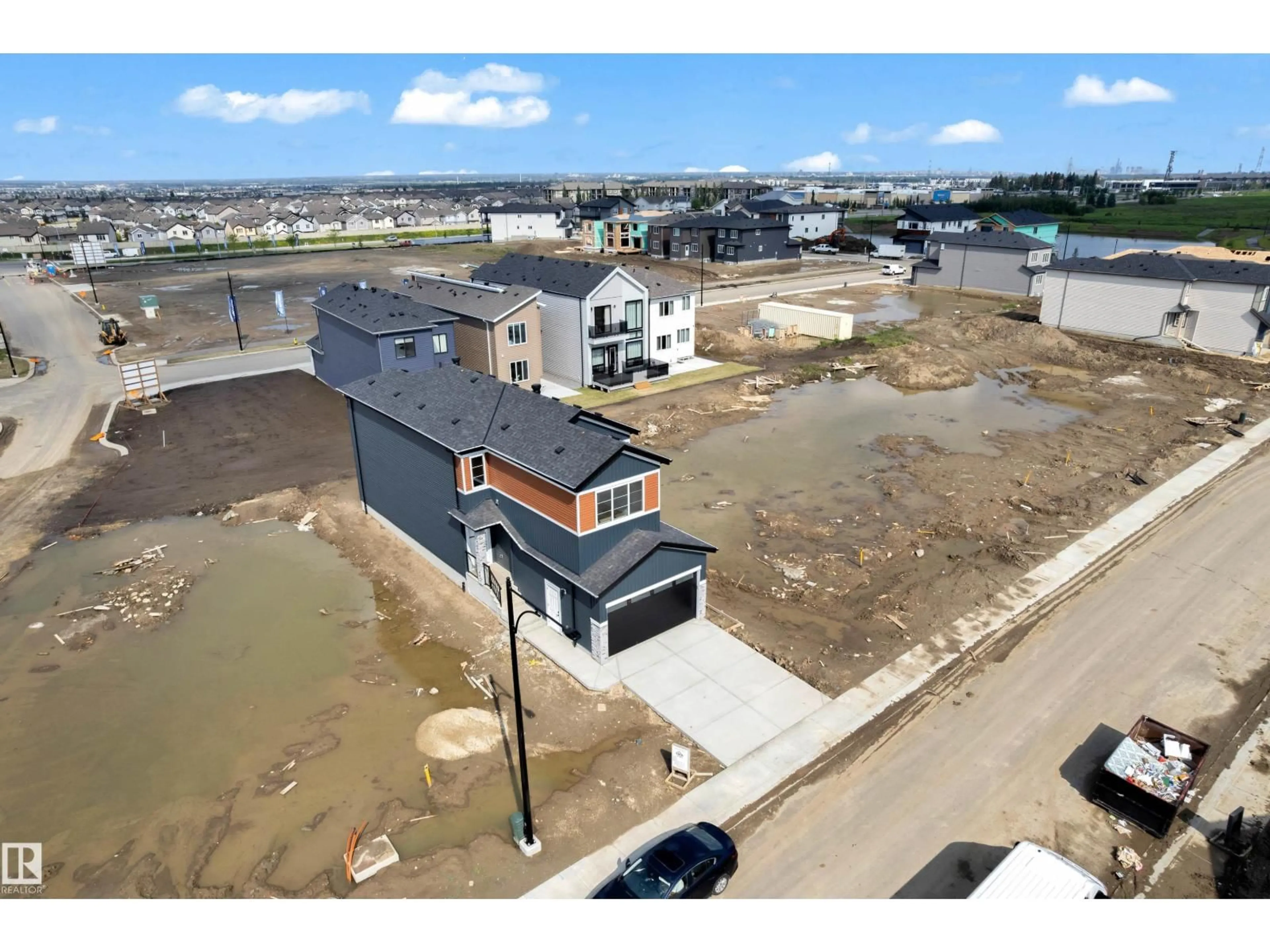 A pic from outside/outdoor area/front of a property/back of a property/a pic from drone, building for SW - 1912 48 ST, Edmonton Alberta T6X3N3