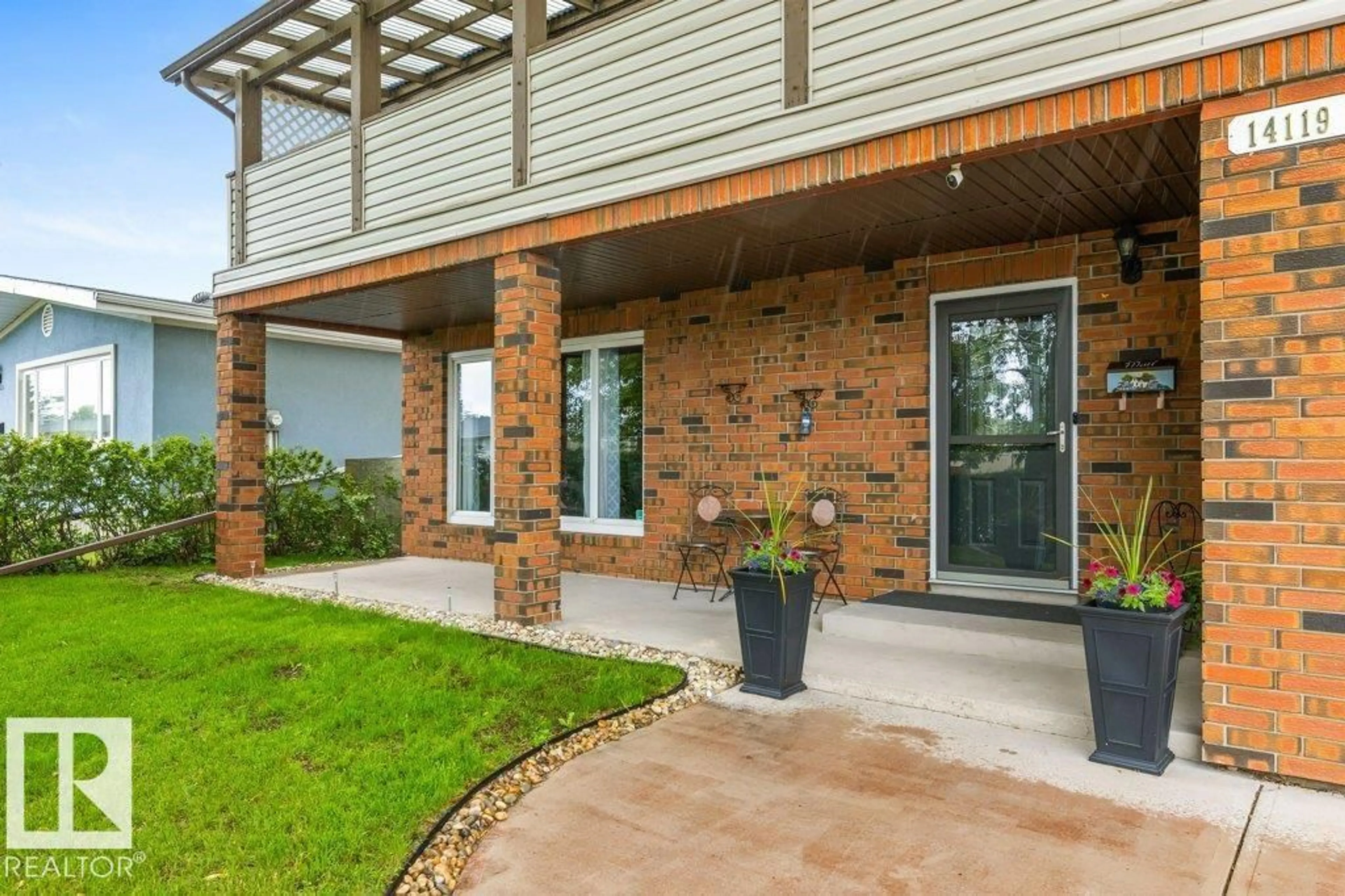 Home with brick exterior material, street for 14119 73 ST, Edmonton Alberta T5C0V6