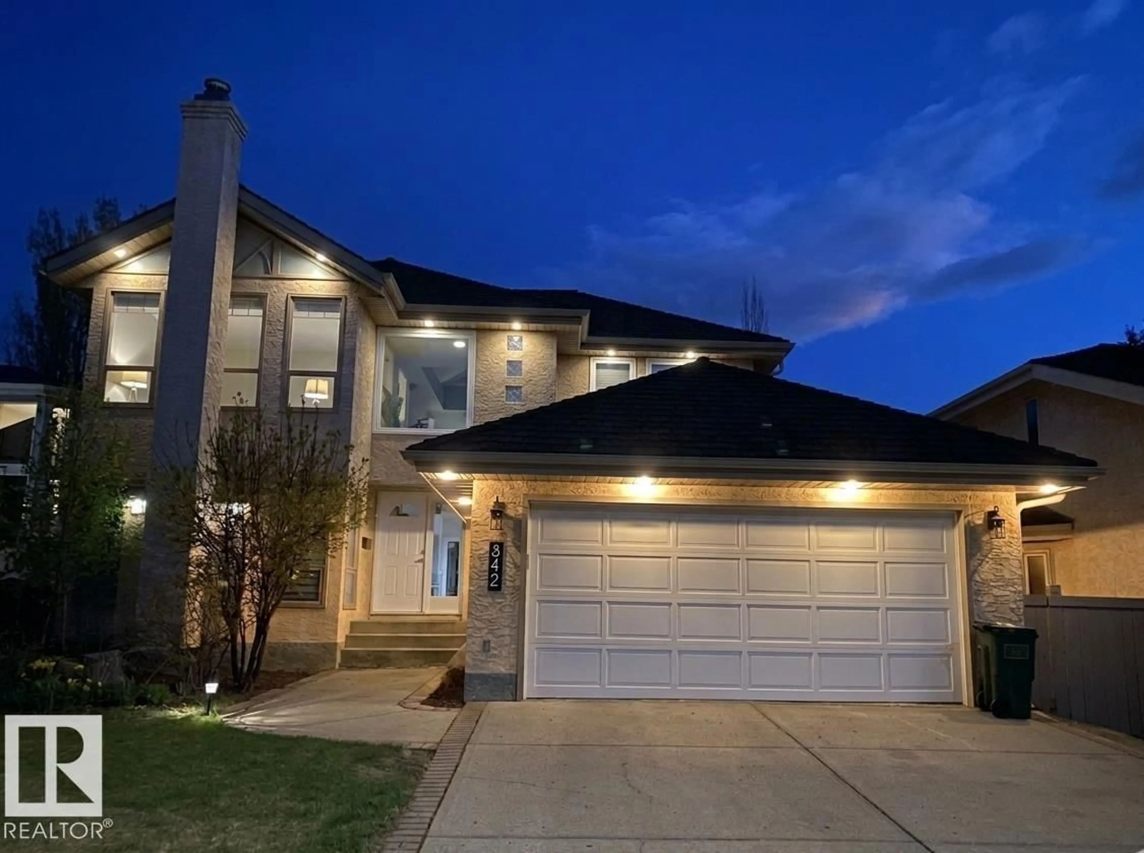 Home with vinyl exterior material, street for 342 O'CONNOR CL, Edmonton Alberta T6R1L5